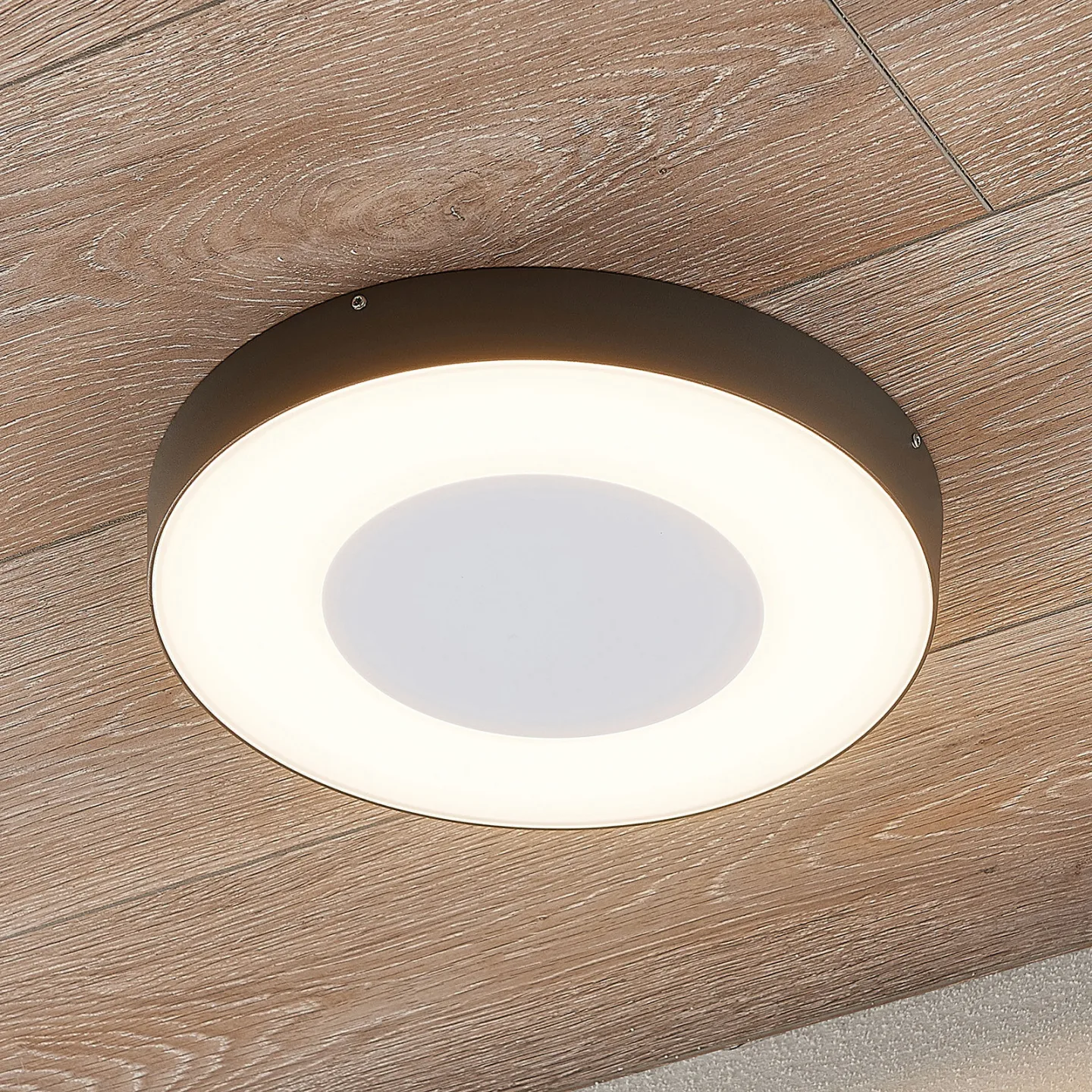 Sora LED utendørs taklampe, rund, sensor, IP54 - Lucande - Terrasse - Moderne - Metall