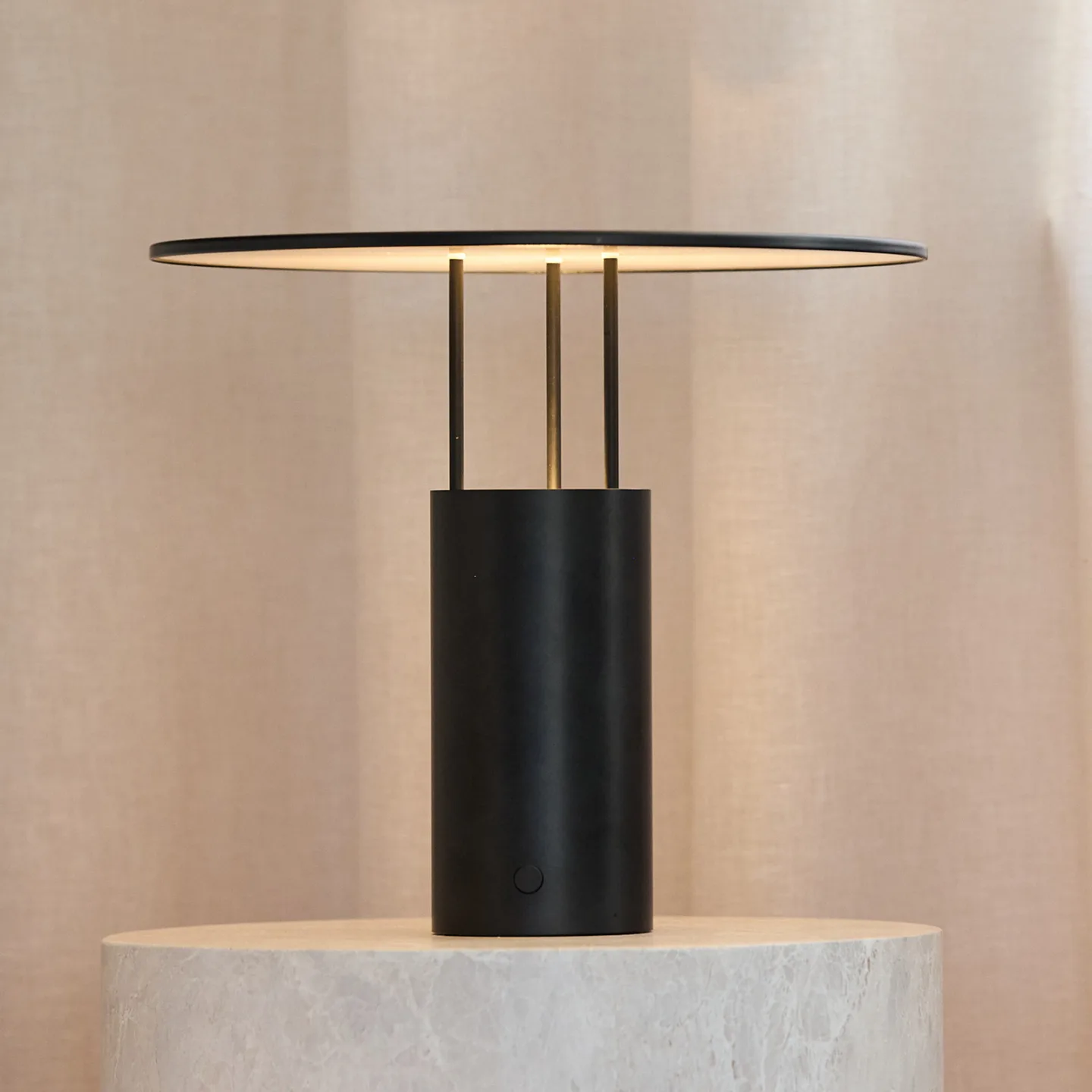 Tempel280 LED-Tischlampe, schwarz, Höhe 24,5 cm - Piet Hein - Schlafzimmer - Design - Aluminium - Einflammig