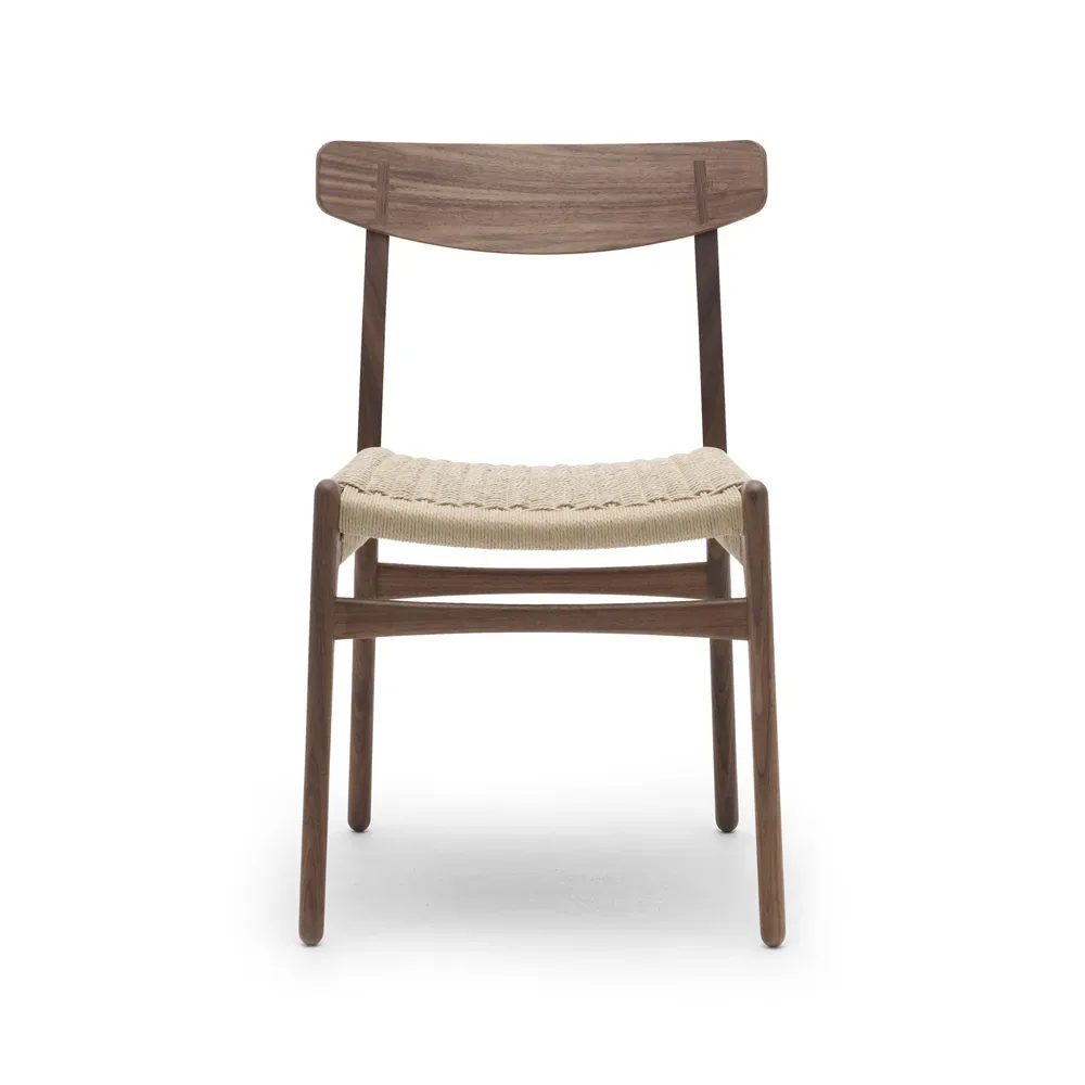 Carl Hansen & Søn CH23 stol Oljad valnöt-naturflätad