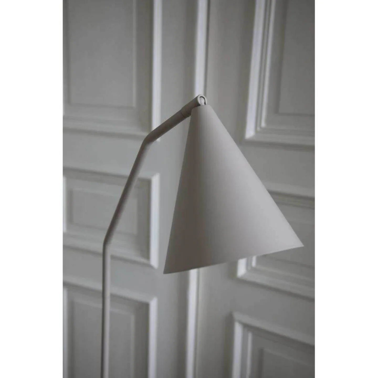 Funil LED Gulvlampe 3-Step Beige - Markslöjd - Stue - Metal