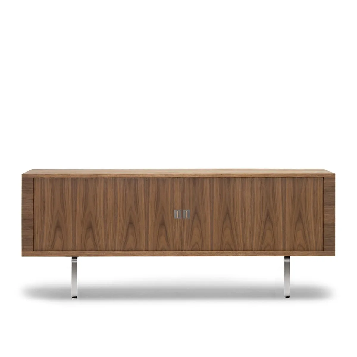 Carl Hansen - CH825 Sideboard, Oljad Valnöt, Ben i Rostfritt stål - Skänkar och sideboards - Hans J. Wegner - Träfärgad - Metall/Trä