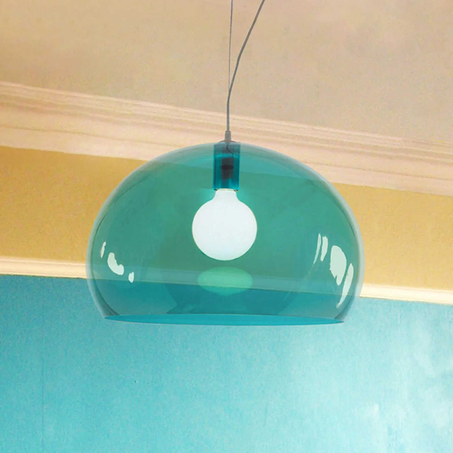 FL/Y pendellampa Ljusblå - Kartell - Vardagsrum - Design - Plast - Med en ljuskälla