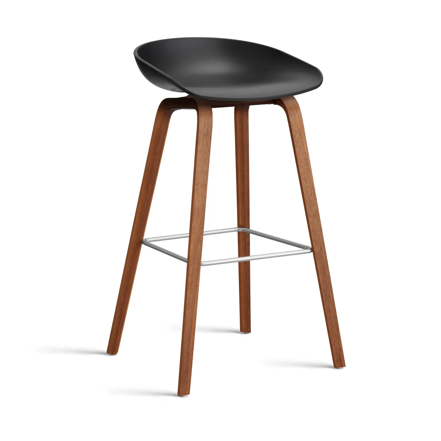 HAY About a Stool 32 High Barhocker Walnussgestell 2.0 Schwarz-Edelstahlstütze