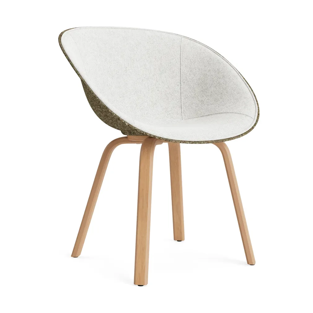 Normann Copenhagen Mat Armchair Armlehnstuhl mit Vorderpolsterung Hallingdal 110-seaweed-beech