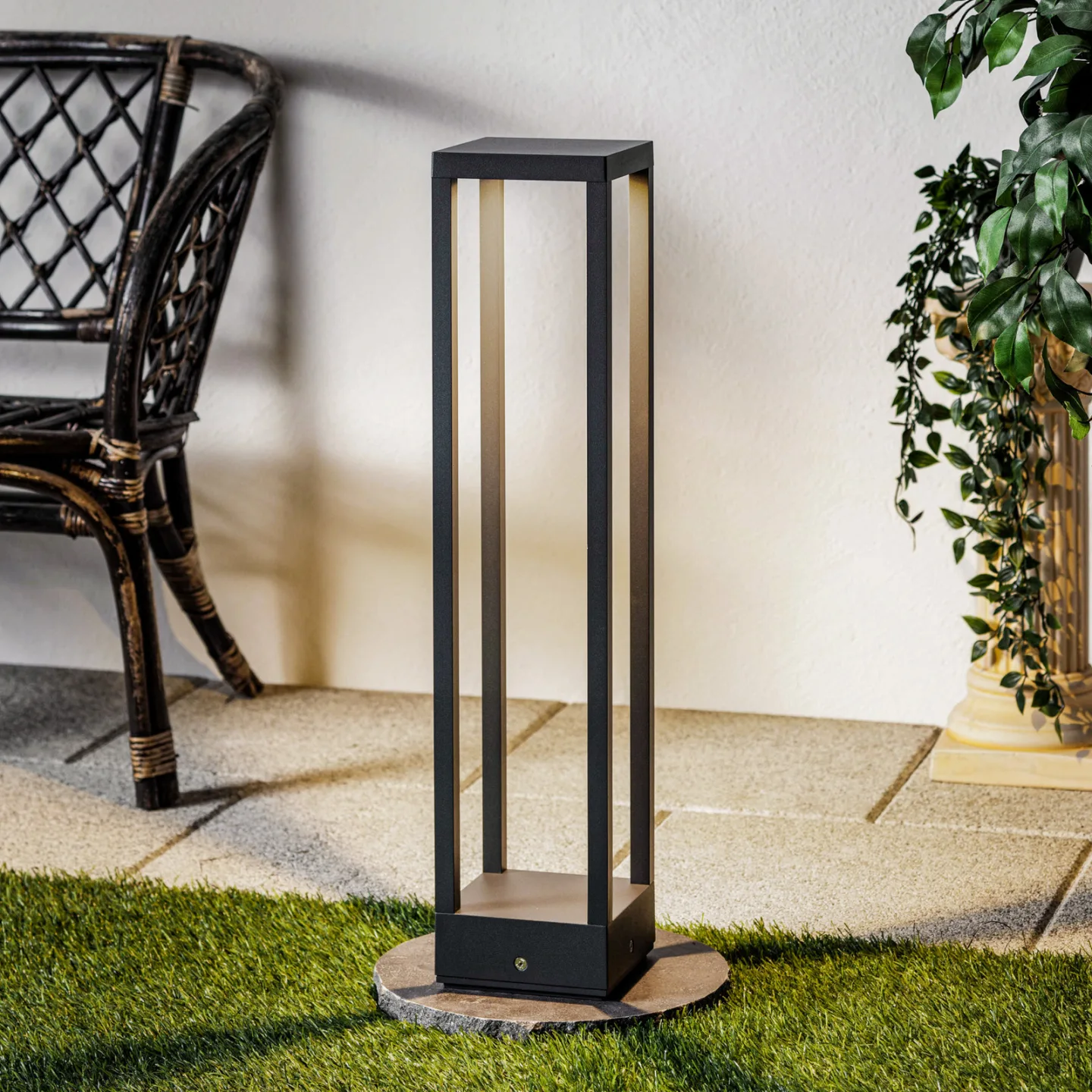 Carlota Udendørs Havelampe H65 Dark Grey - Lucande - Terrasse - Moderne - Metal - Med én lyskilde