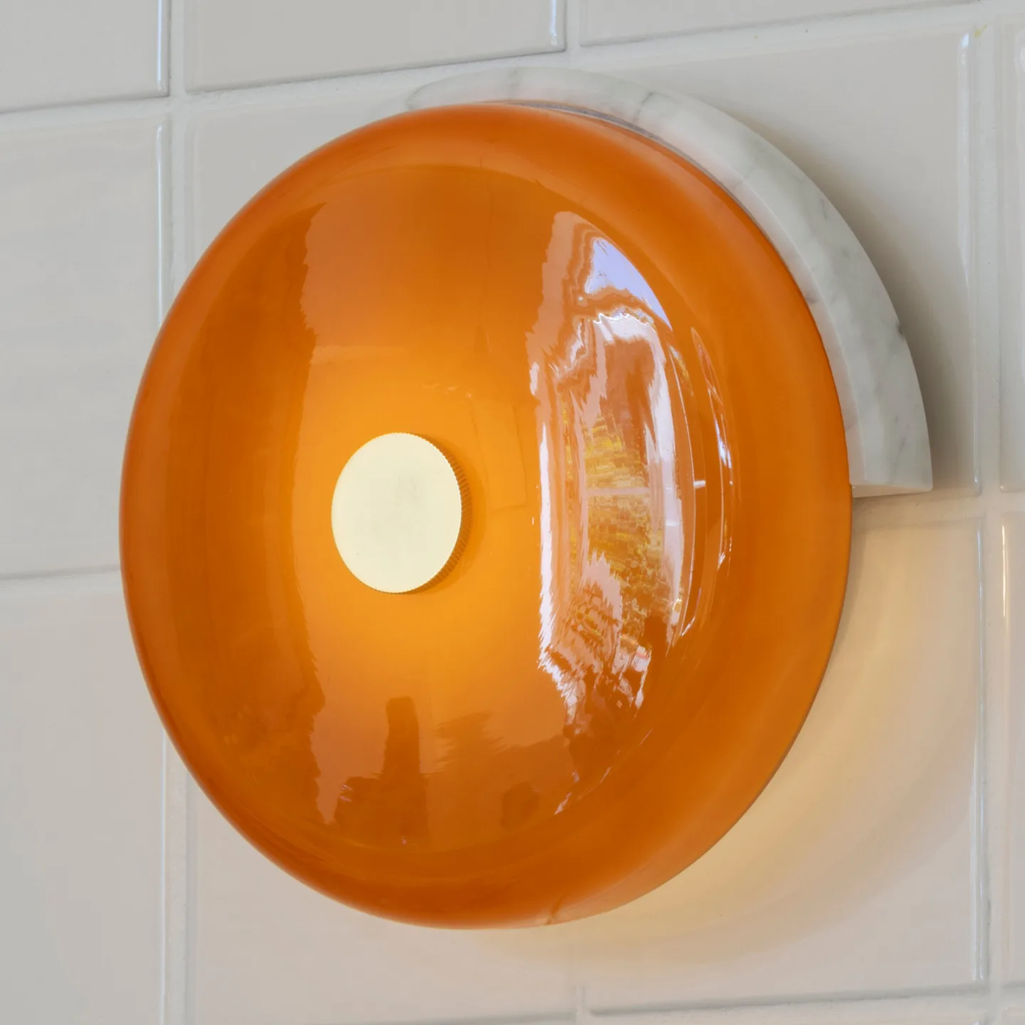 Trip LED-vegglampe, grønn/ravfarget, glass – DESIGN BY US - Stue - Stein - Med en lyskilde
