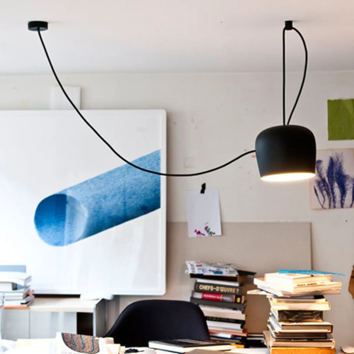 Aim LED-Design-Pendelleuchte, schwarz - FLOS - Wohnzimmer - Metall - Einflammig