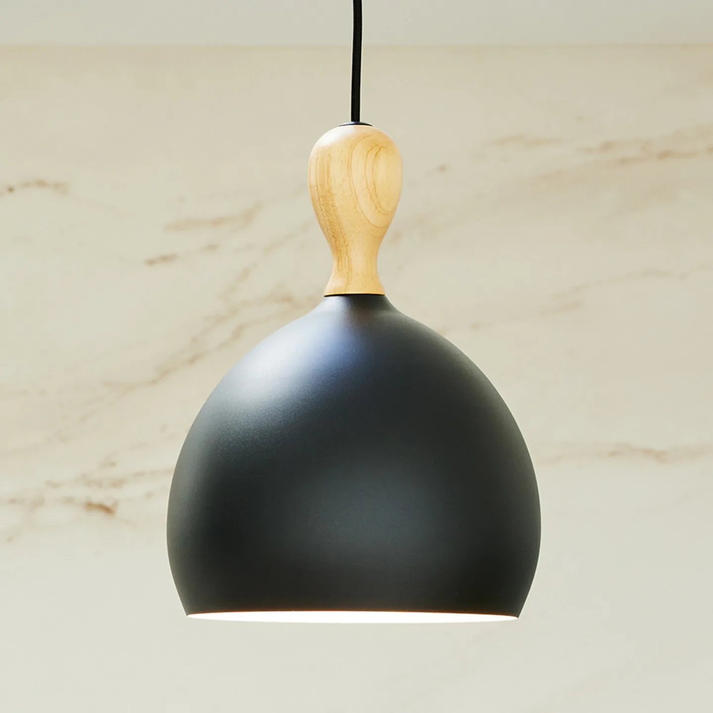 Dueodde hængelampe, sort, Ø 30 cm, metal, E27 – Halo Design - Stue - Skandinavisk - Med én lyskilde