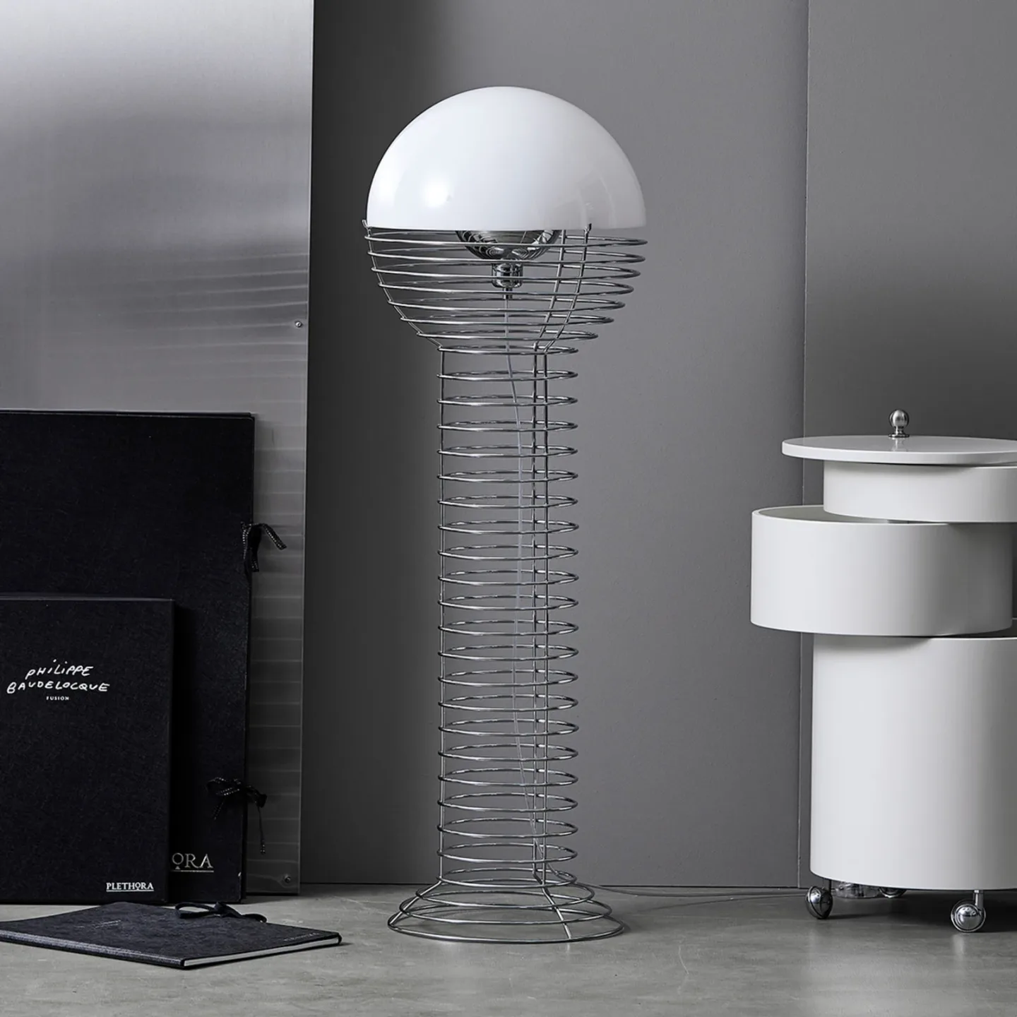 Wire Stehleuchte Weiß - Verpan - Wohnzimmer - Design - Metall