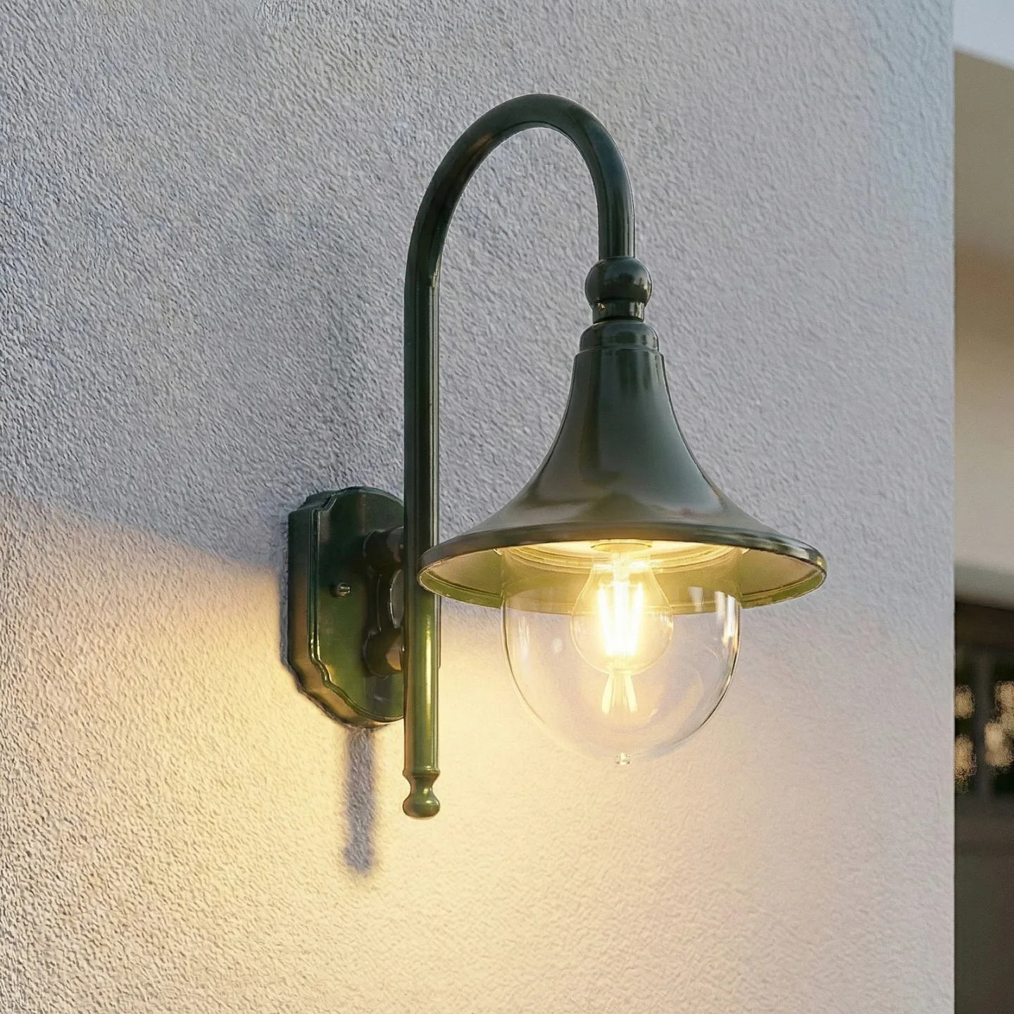 Daphne udendørs væglampe, E27, grøn, IP44, metal – Lindby - Altan - Antik - Aluminium - Med én lyskilde