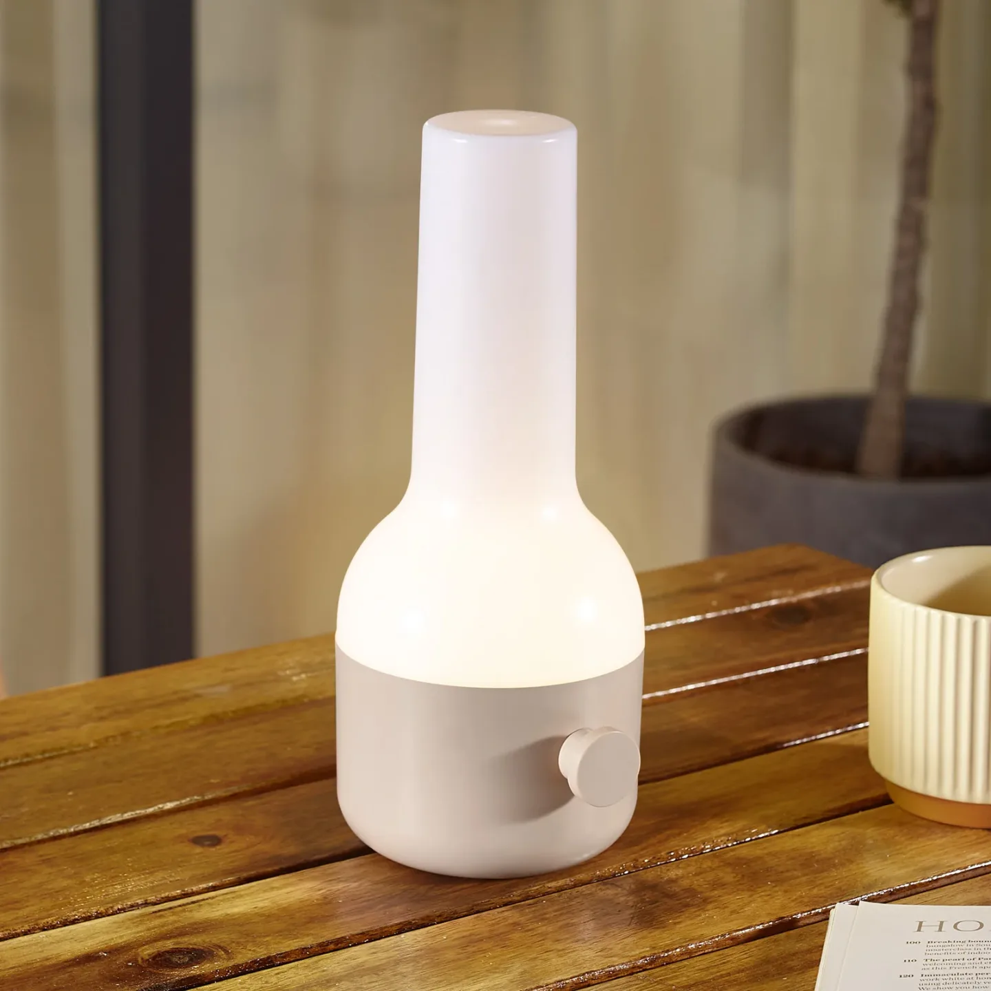 Isaline Portable Tischleuchte Dim. IP44 Beige - Lindby - Terrasse - Modern - Kunststoff