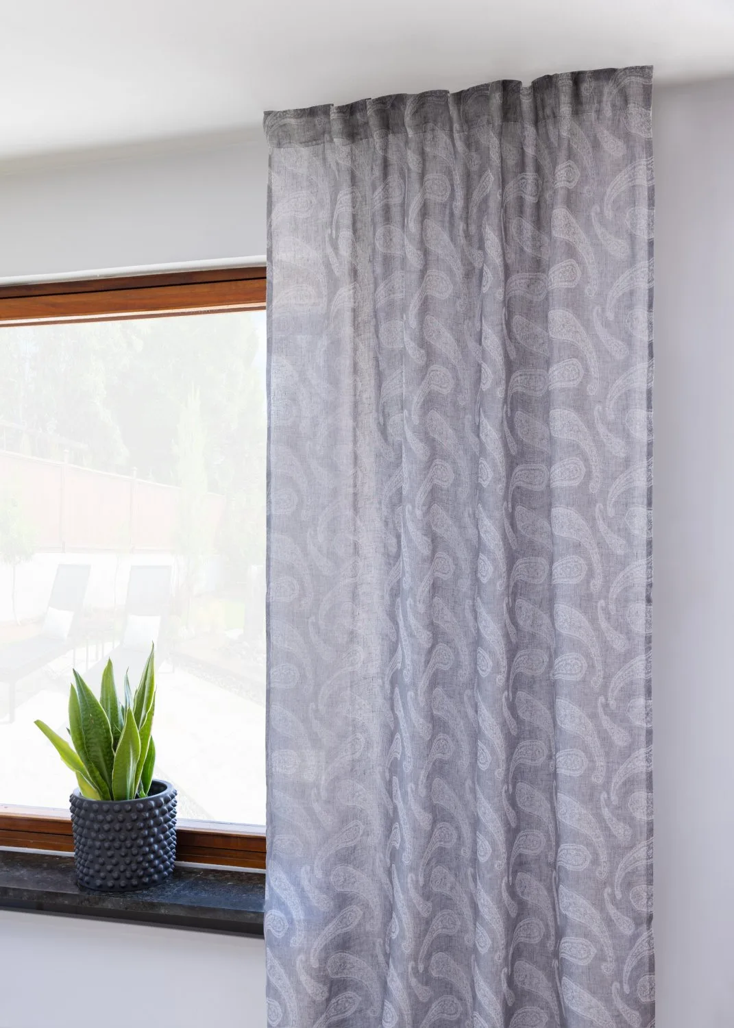Gardiner - Lingardin Uma (grå) (Størrelse: 145 x 300 cm)