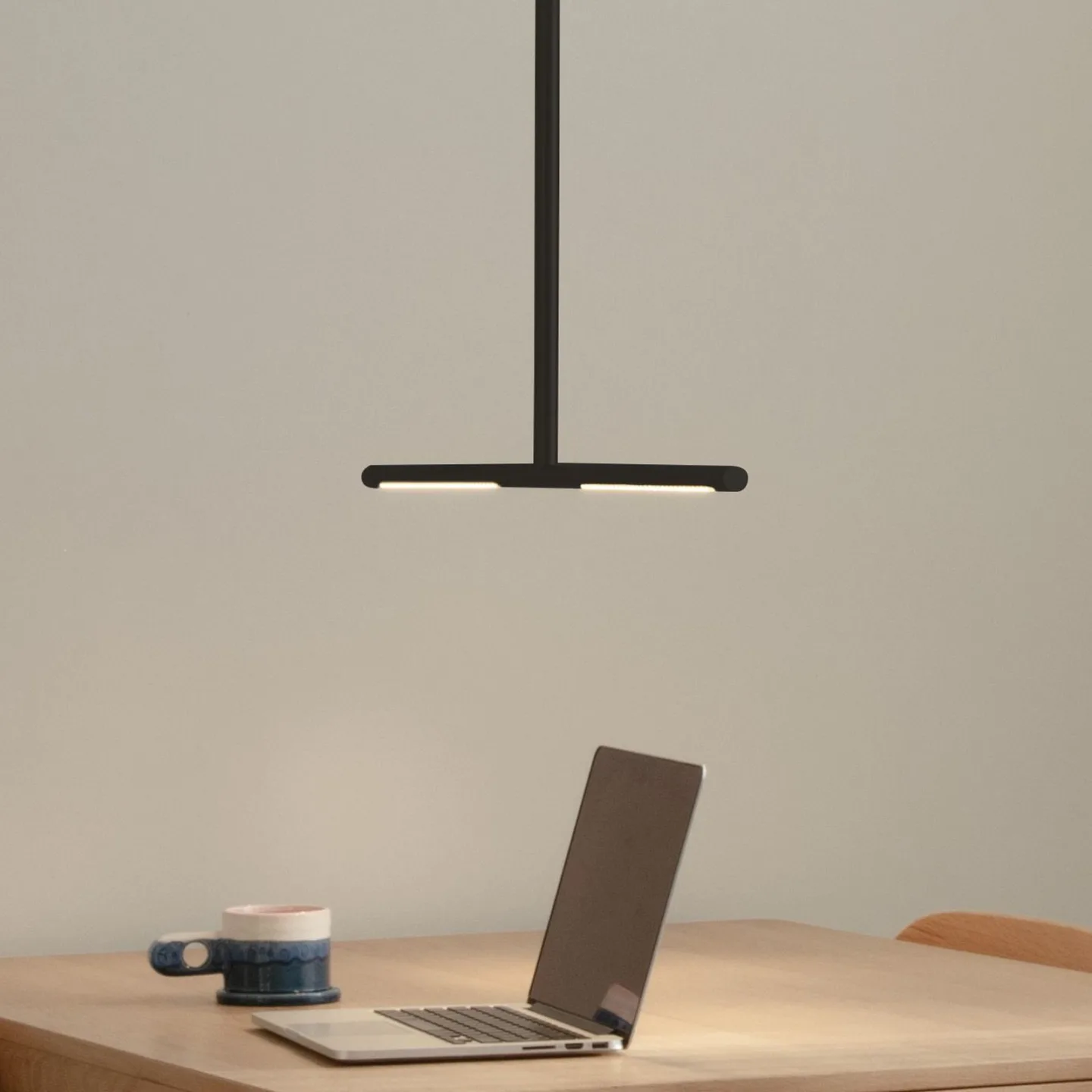 Omni Loftlampe Sort - UMAGE - Spisestue - Design - Metal - Lineær