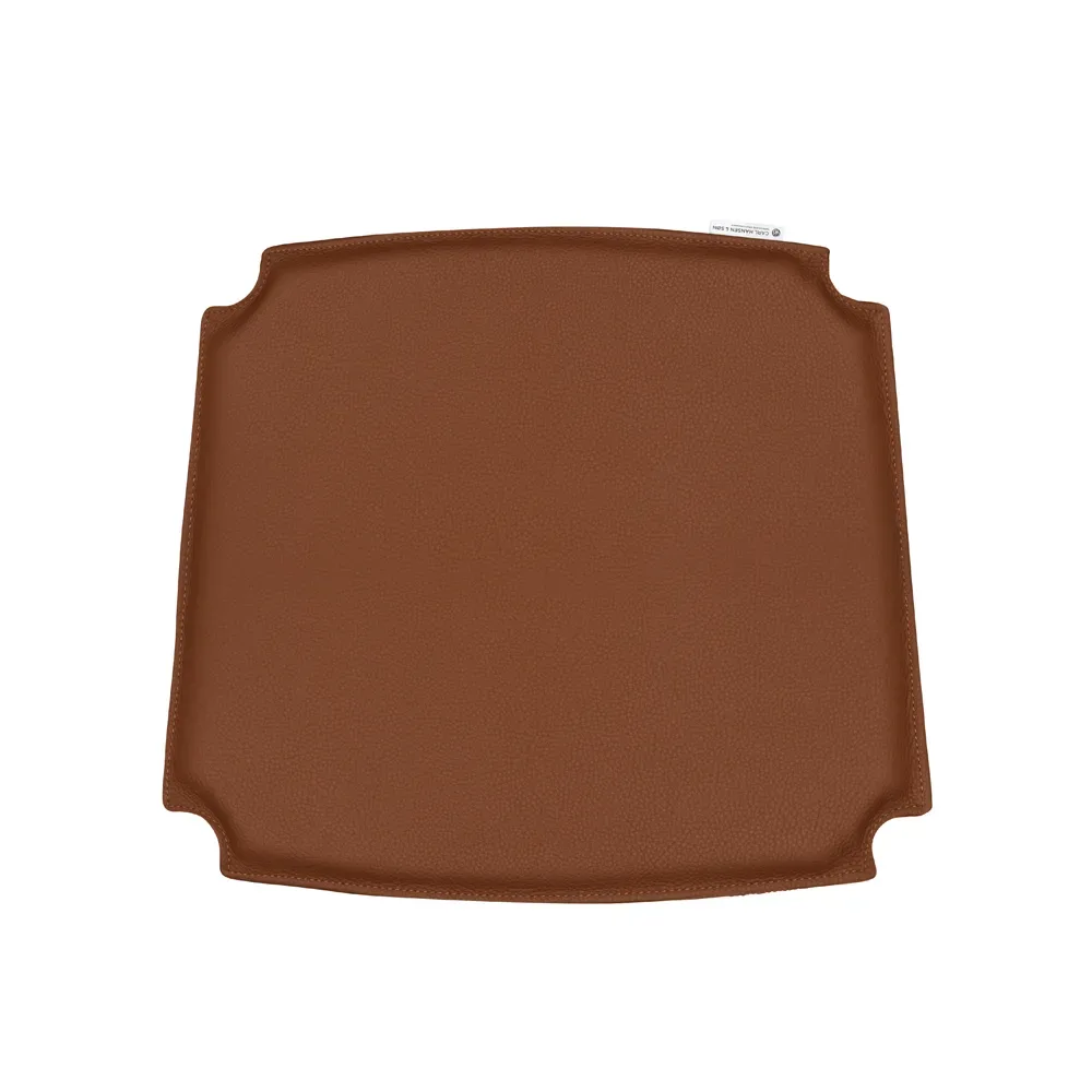 Carl Hansen & Søn CH24 dyna läder Läder Loke 7748 (brun)