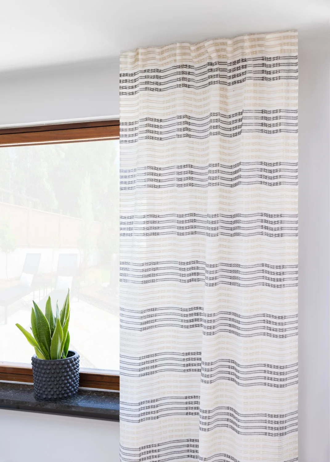Gardiner - Lingardin Julie (hvit/beige) (Størrelse: 145 x 300 cm)
