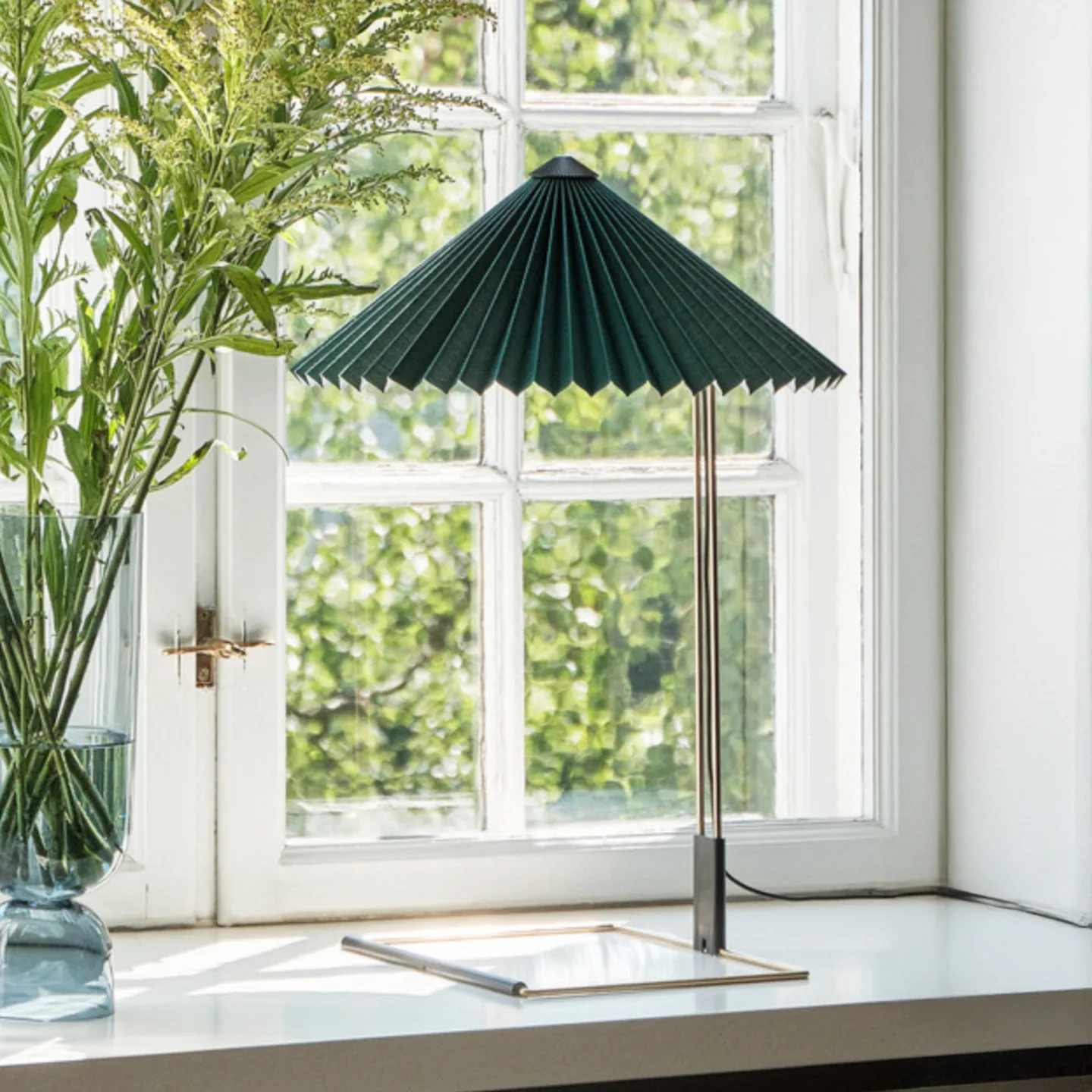 Matin LED-Tischleuchte, grün/stahl, Höhe 38 cm - HAY - Wohnzimmer - Design - Stoff / Textil - Einflammig