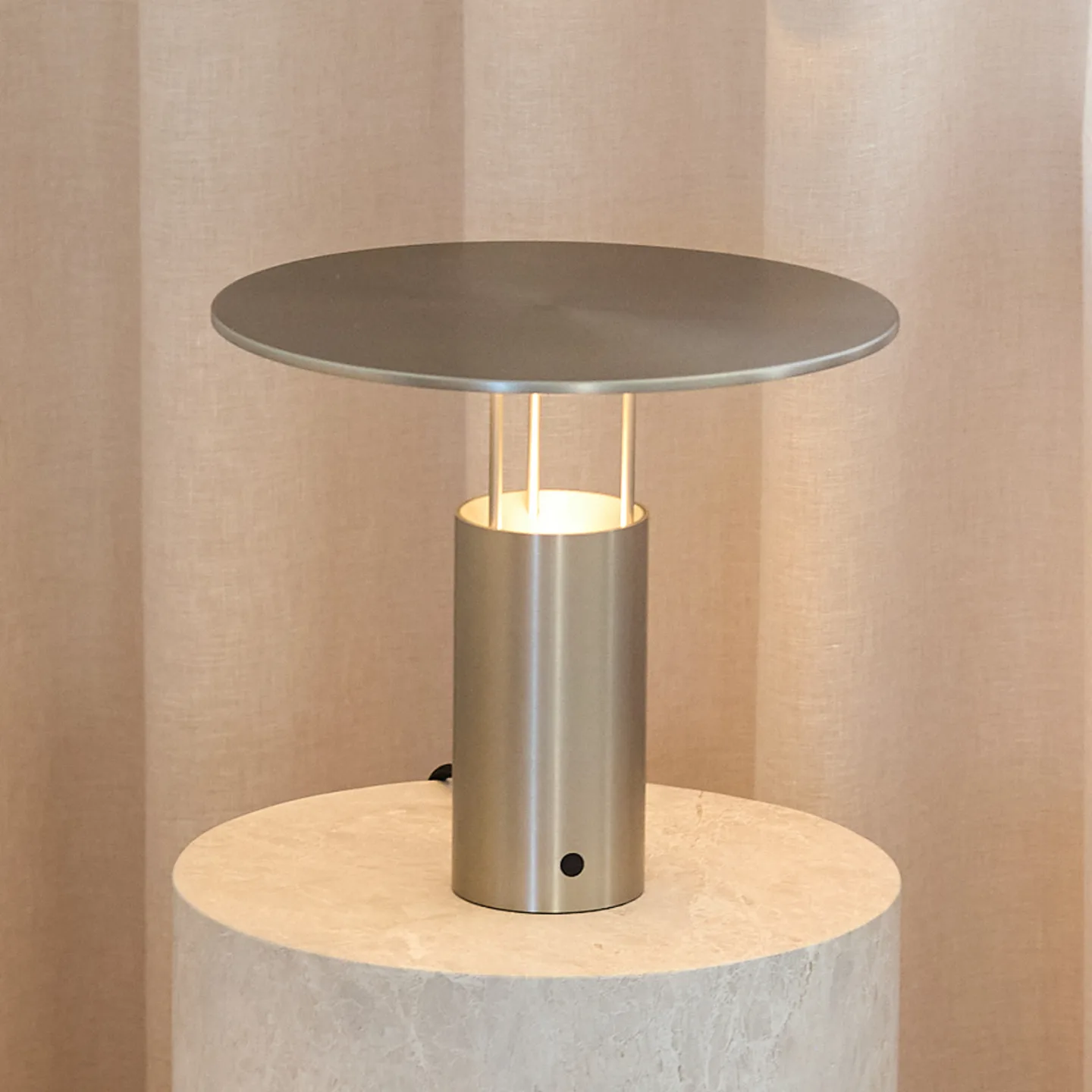 Tempel280 LED-Tischleuchte, silber, Höhe 24,5 cm - Piet Hein - Schlafzimmer - Design - Aluminium - Einflammig