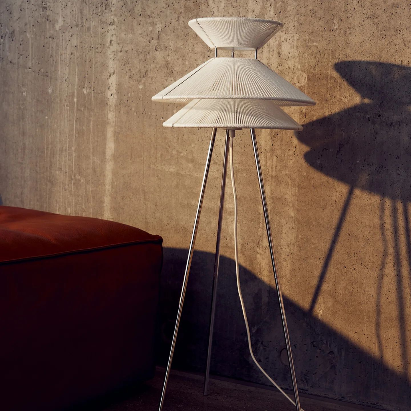 Kiku gulvlampe - FRANDSEN - Stue - Stof / tekstil - Med én lyskilde