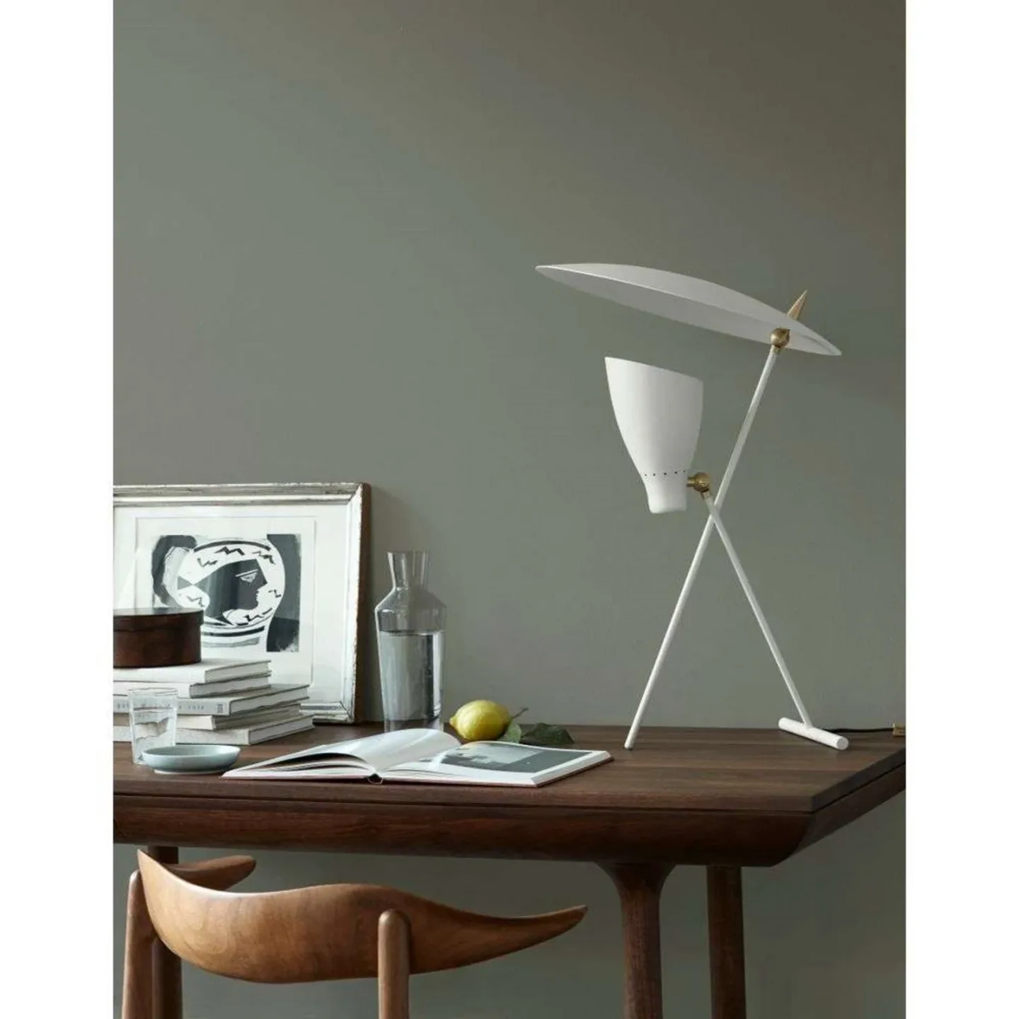 Warm Nordic Silhouette Tischleuchte Warm white