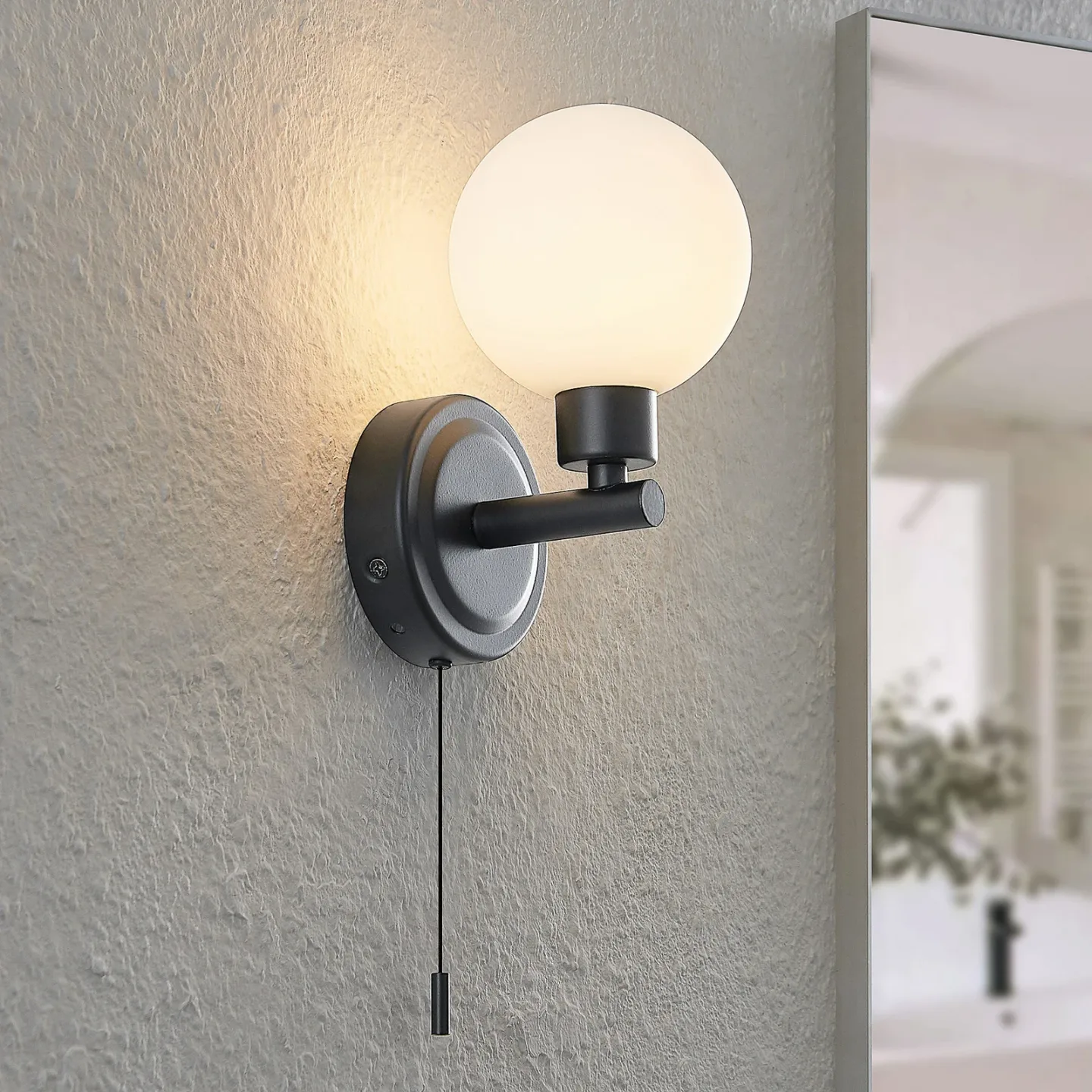 Zaniba Vägglampa Black - Lindby - Vardagsrum - Modern - Metall - Klot