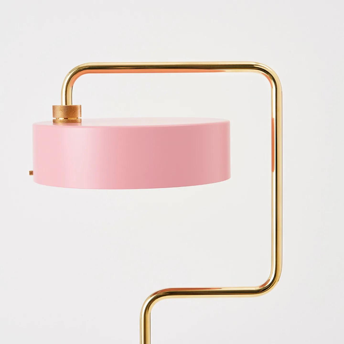Petite Machine Gulvlampe Light Pink - Made By Hand - Stue - Metall