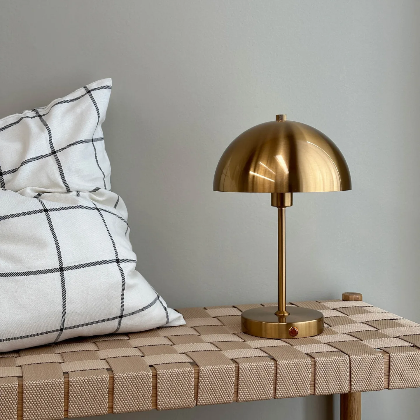Stockholm Portable Tischleuchte Antique Brass - Dyberg Larsen - Wohnzimmer - Skandinavisch - Metall - Mit Schirm