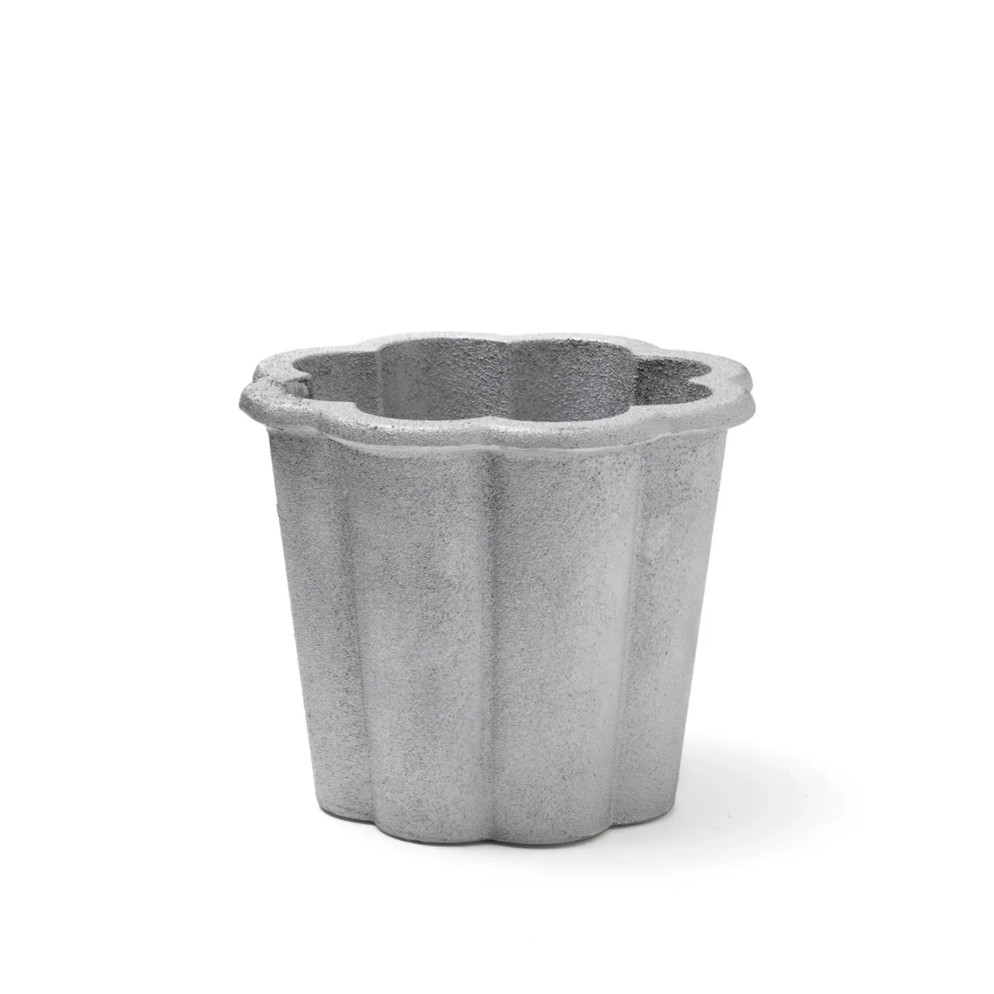 Byarums Bruk - Fjällsippa kruka hög rå aluminium - Utomhuskrukor - Signe Persson-Melin - Grå - Metall