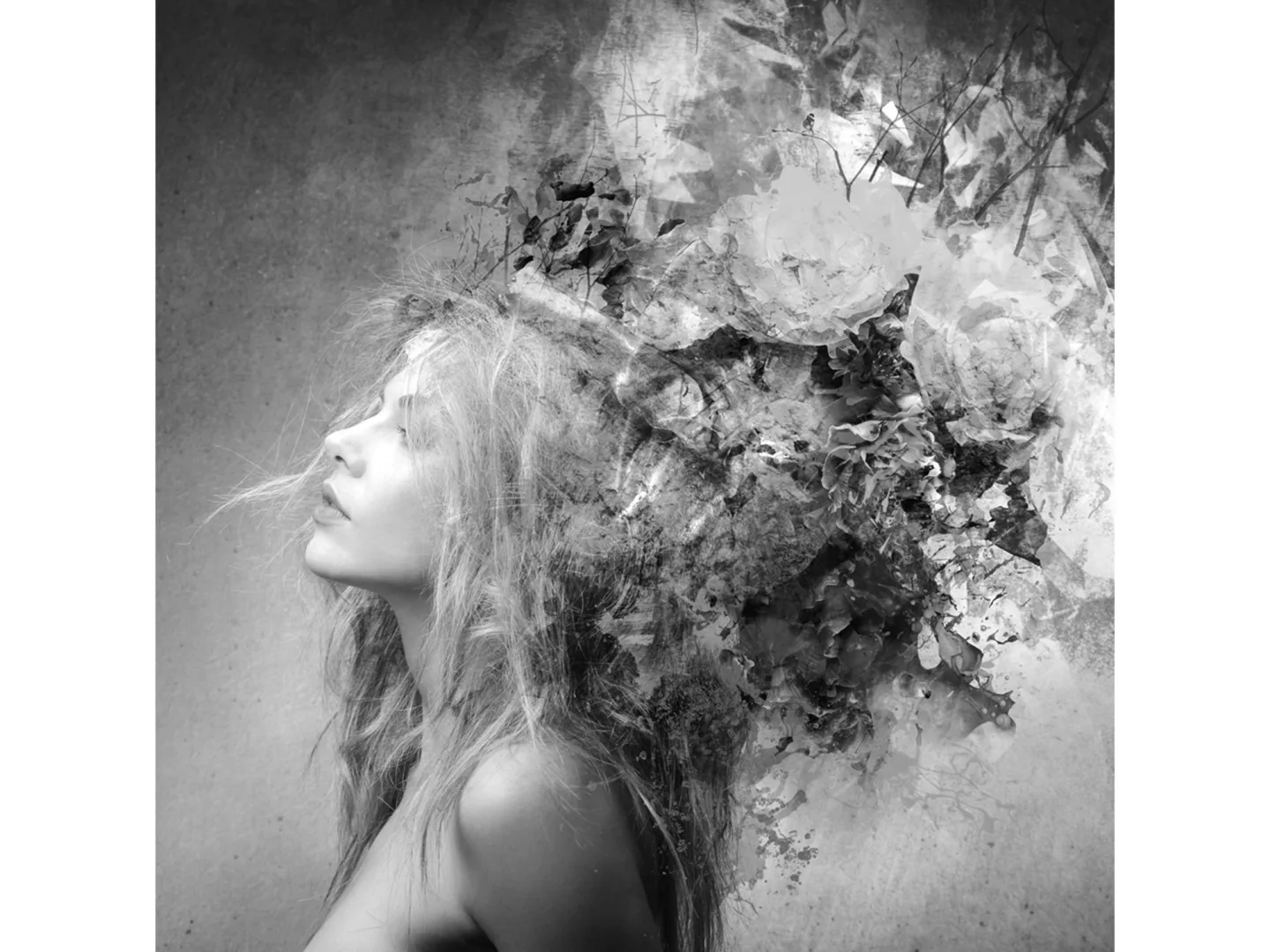 image LAND Bild Frau mit Blumenschmuck | Schubiger Möbel