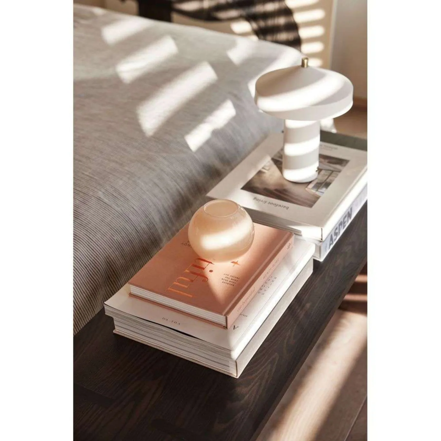 Hatto Portable Tischleuchte White - OYOY Living Design - Wohnzimmer - Metall