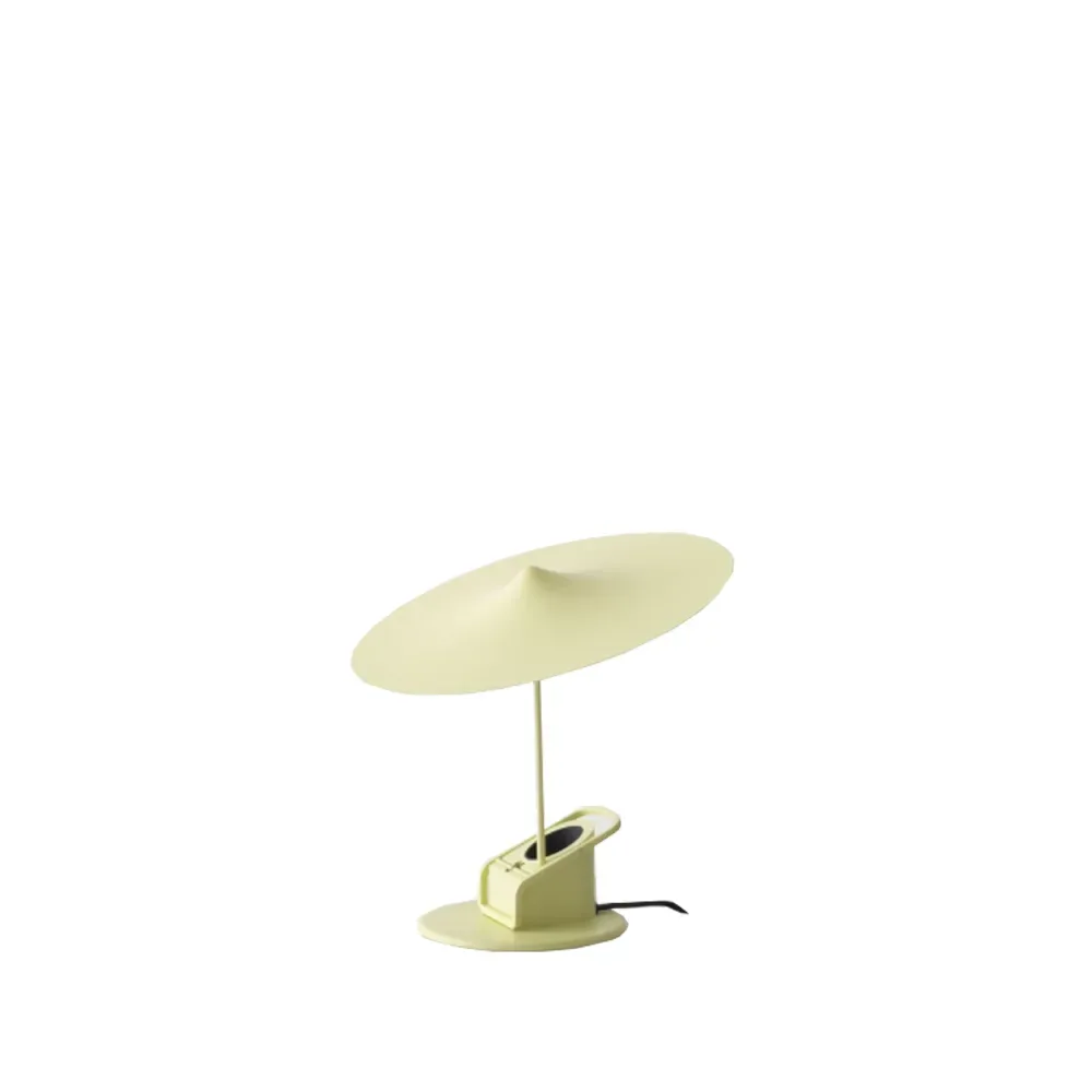 Wastberg+ w153 île bordslampa light yellow