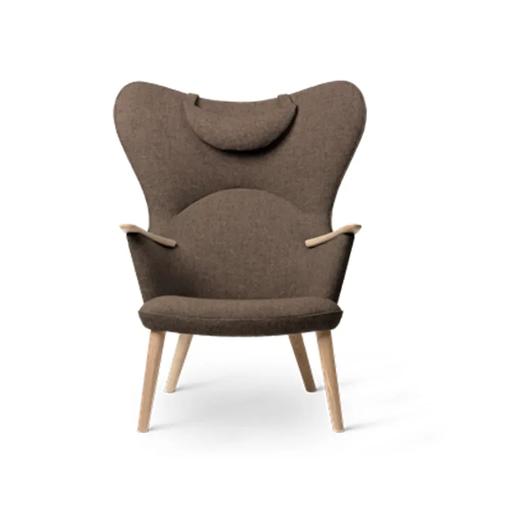 Carl Hansen & Søn CH78 Mama Bear fåtölj Fiord 271 tyg-såpad ek