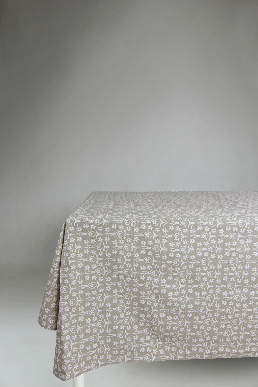 Dukar - Bomullsduk Ella (beige) (Størrelse: 140 x 250)