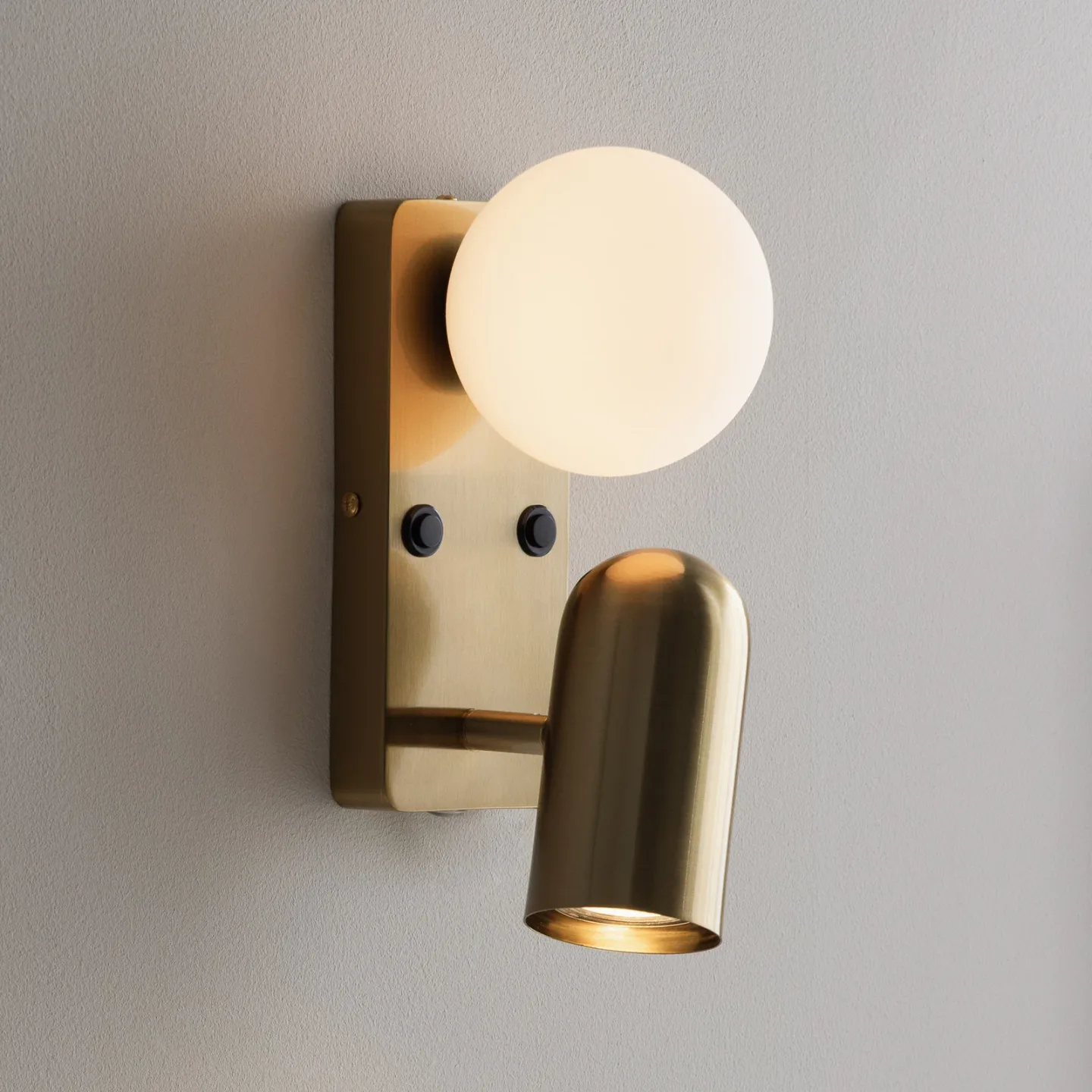 Doppio Wandleuchte messing Höhe 24 cm 2fl. - Globen Lighting - Wohnzimmer - Skandinavisch - Metall - Mehrflammig
