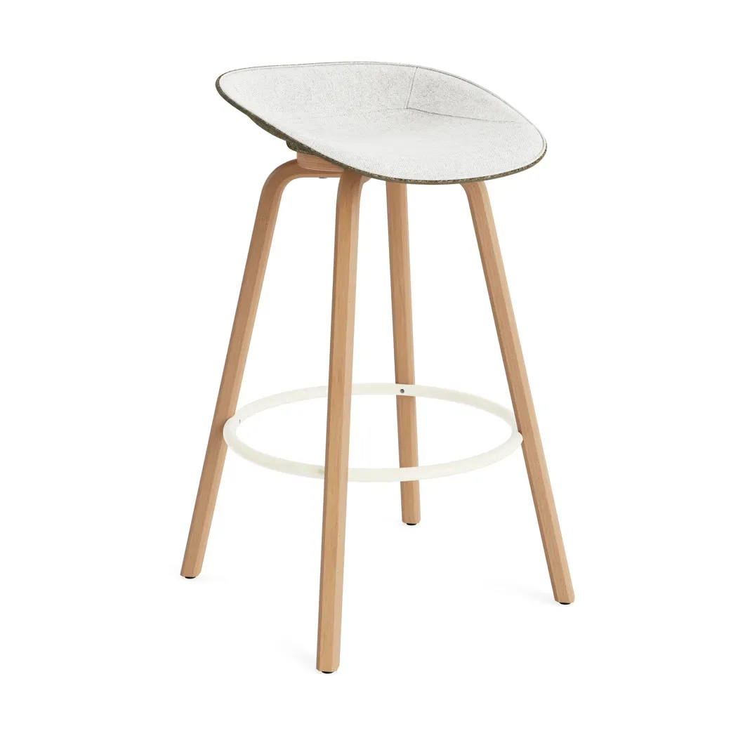 Normann Copenhagen Mat Barstool Barhocker mit Vorderpolsterung, 75 cm Hallingdal 110-seaweed-beech-cream steel