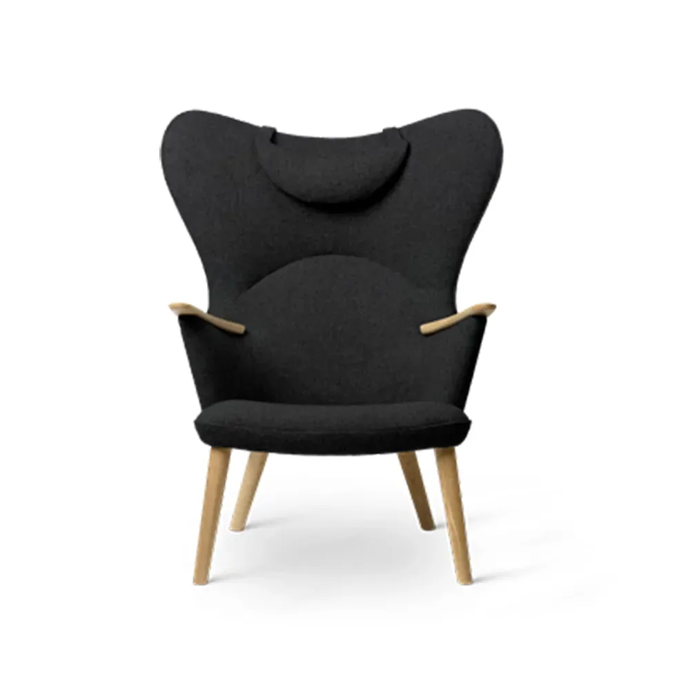 Carl Hansen & Søn CH78 Mama Bear fåtölj Fiord 191 tyg-oljad ek