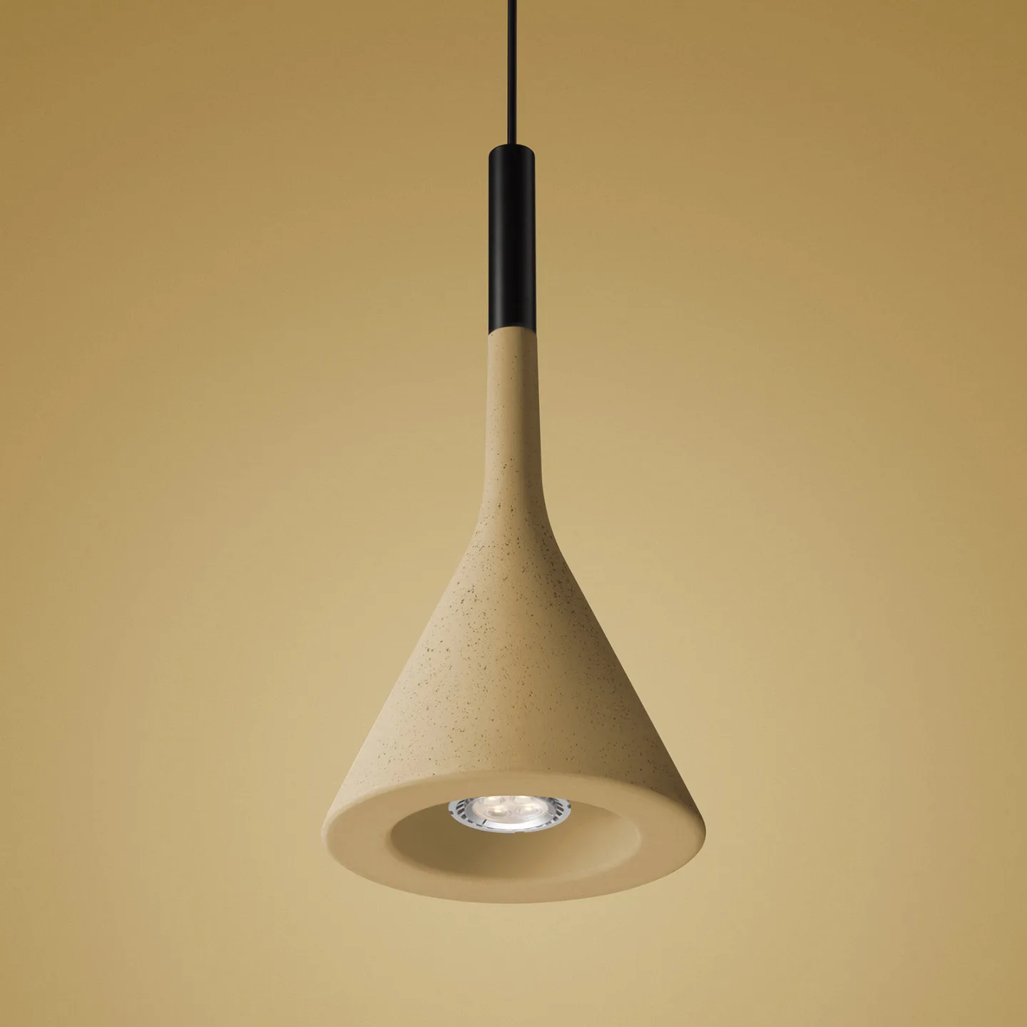 Aplomb Taklampa GU10 Yellow - Foscarini - Kök - Design - Betong - Med en ljuskälla
