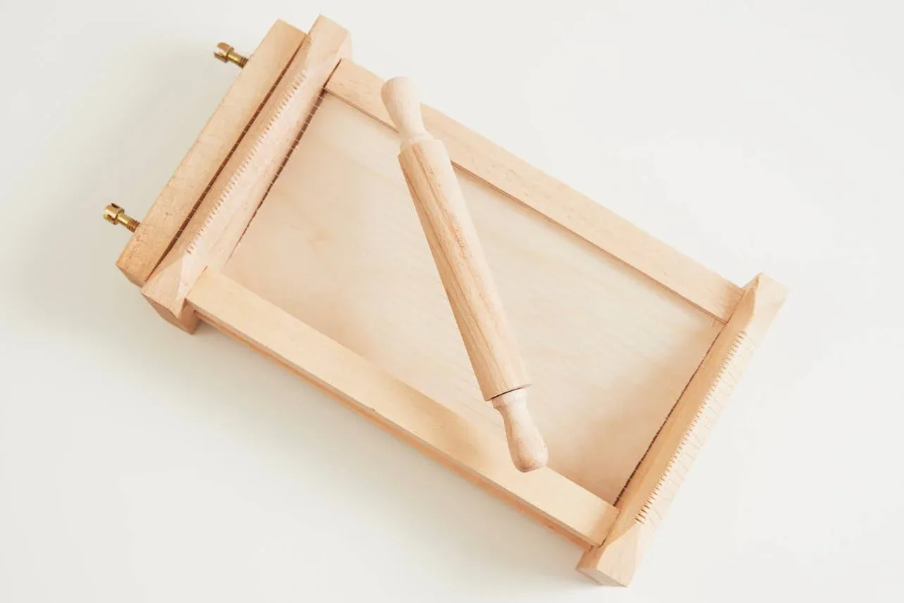 Verve Culture - Italian Pasta Chitarra with Rolling Pin - Small