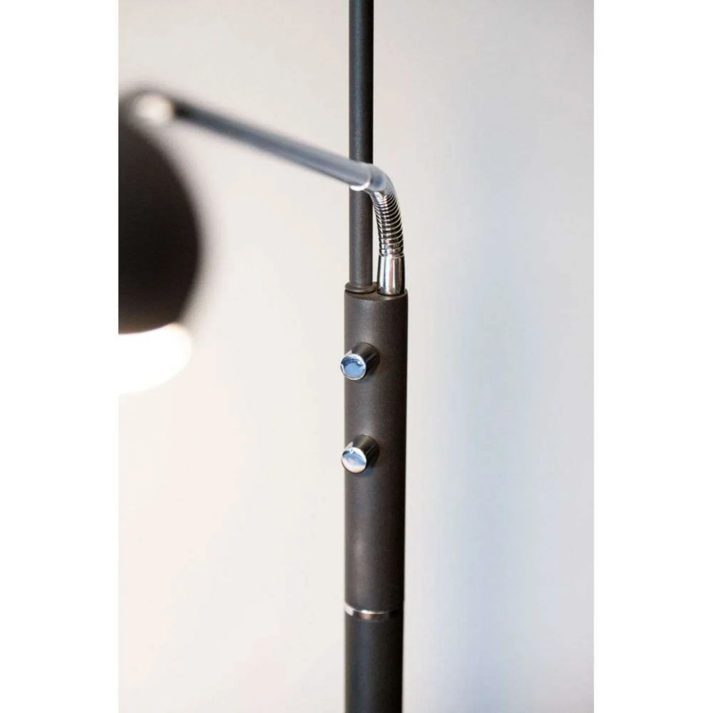 Vegas Uplight Stehleuchte w/Dimmer Black - Halo Design - Wohnzimmer - Metall
