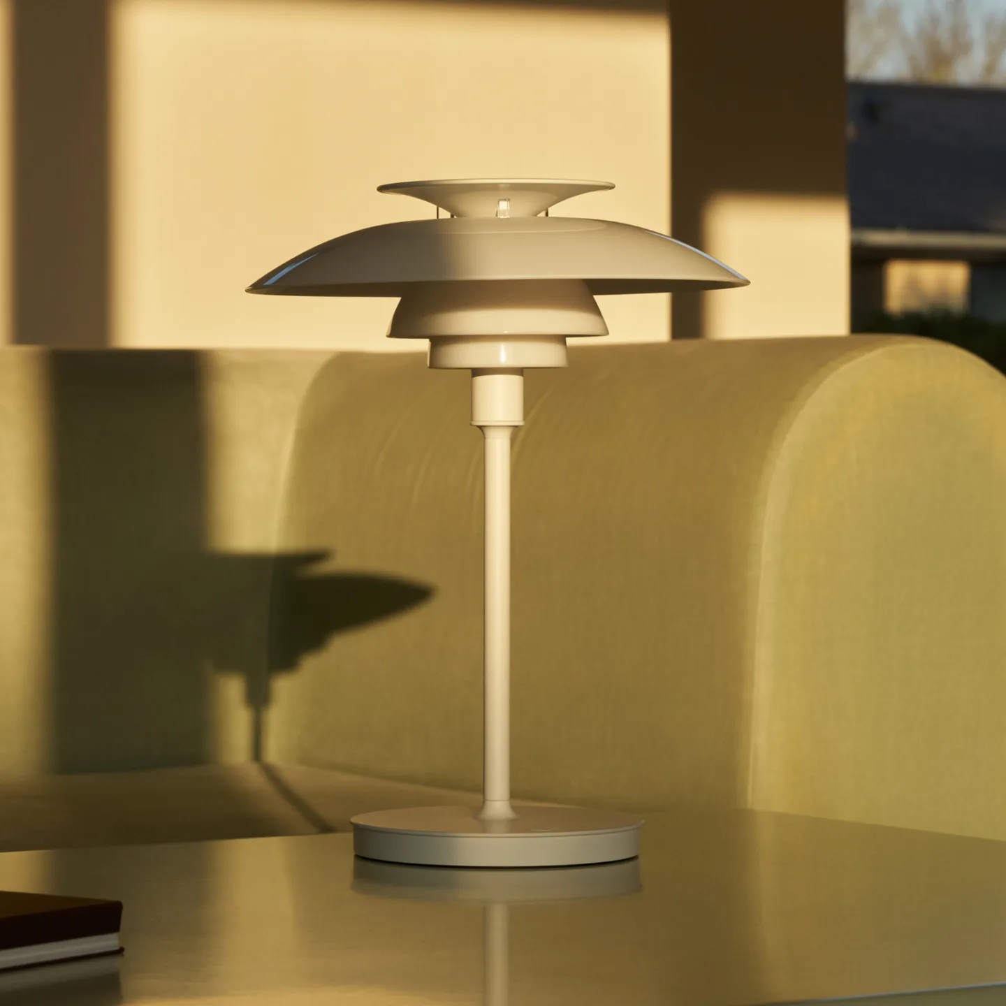 Louis Poulsen PH 80 portabel Tischleuchte Weiß Opal, Weiß