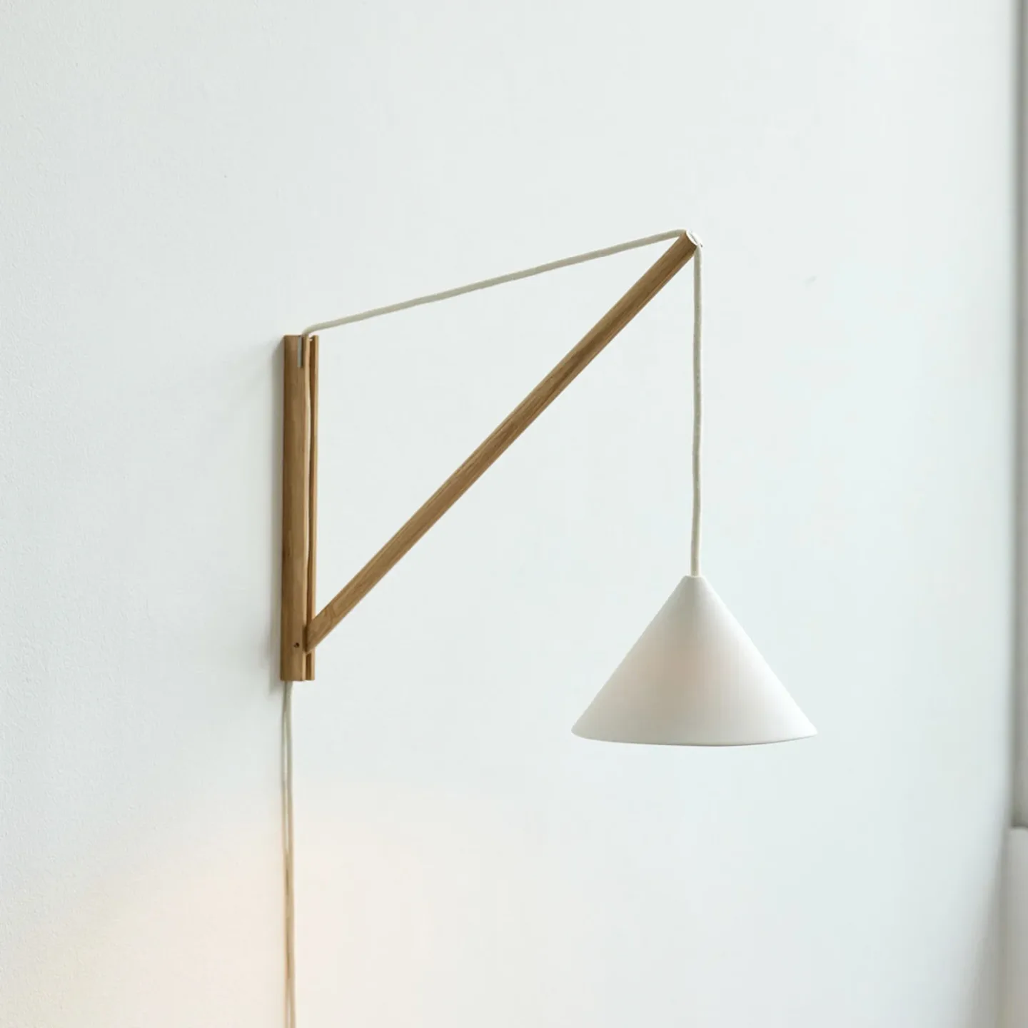 Wandleuchte Eichenholz/weiß Stecker verstellbar G9 - Moebe - Wohnzimmer - Modern - Einflammig