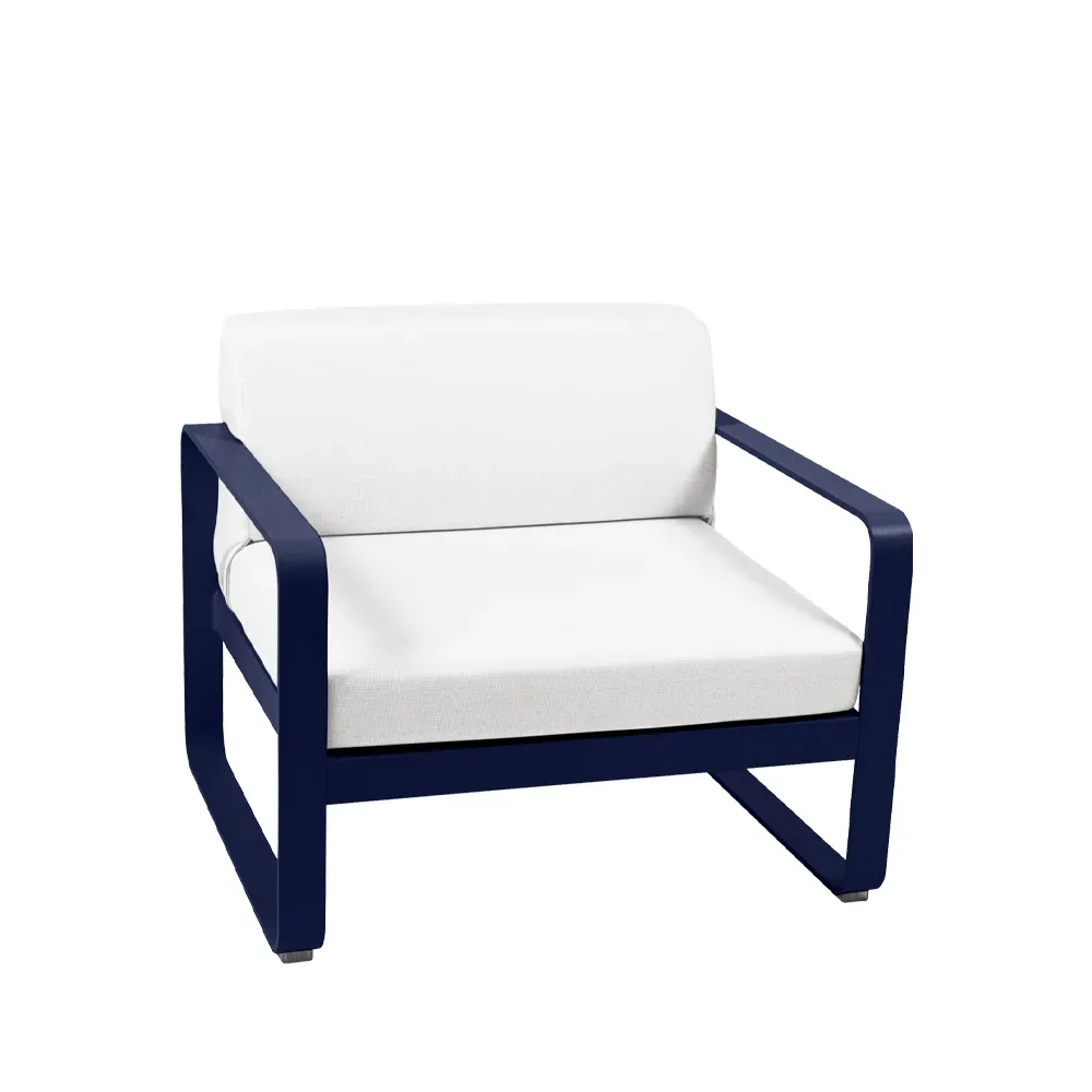 Fermob Bellevie fåtölj Deep blue (blå), off-white dyna