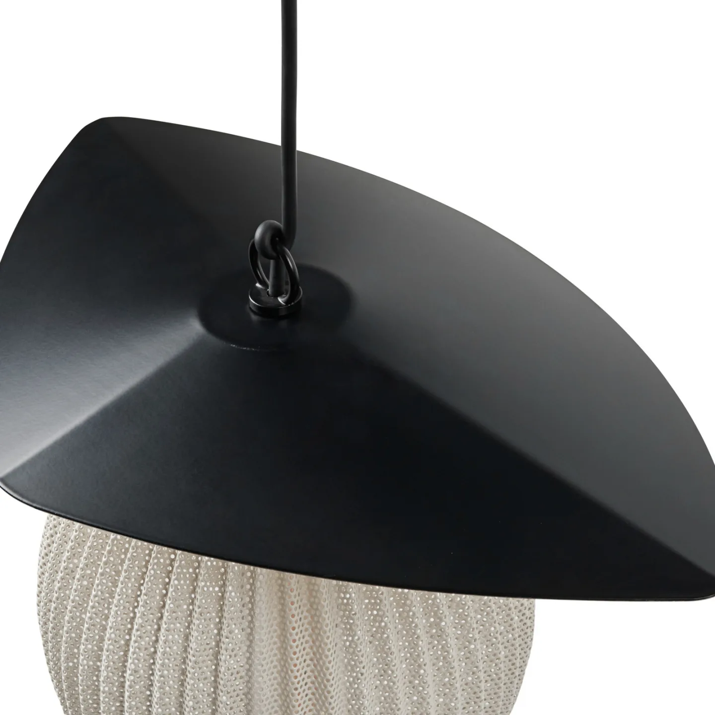 Satellite udendørs hængelampe Ø27 Cream White/Black - Gubi - Altan - Design - Rustfrit stål - Med én lyskilde