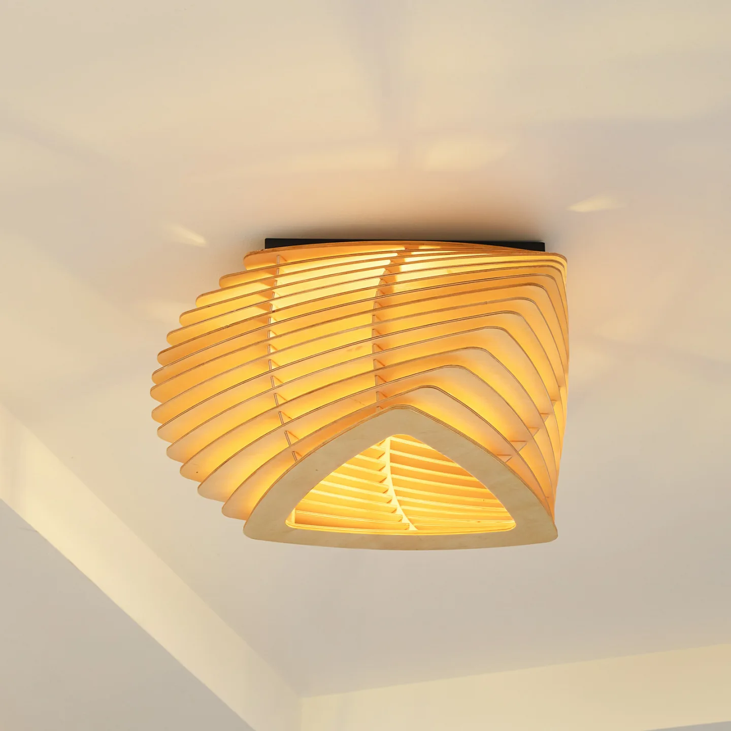 Sanza Deckenleuchte Holz - Lindby - Wohnzimmer - Skandinavisch - Einflammig