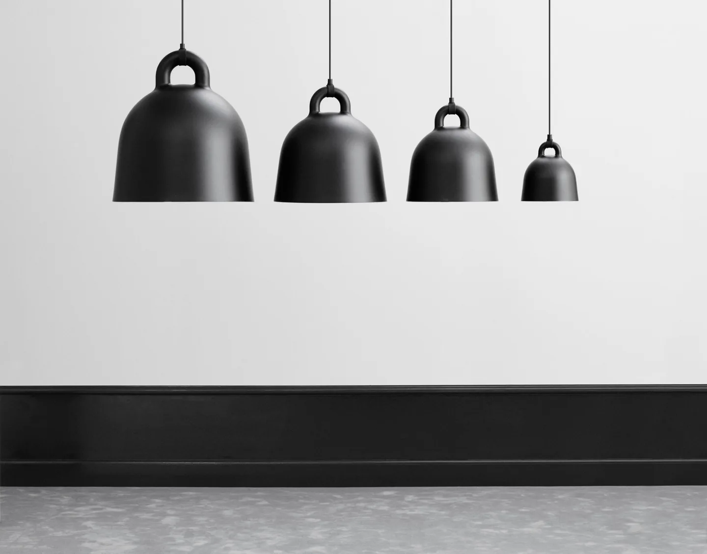 Normann Copenhagen Bell Pendelleuchte schwarz Medium