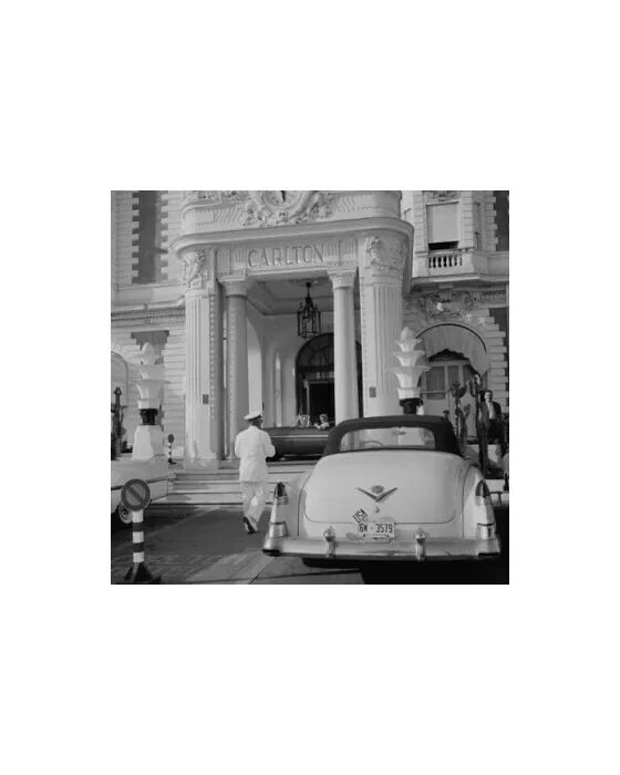 The Carlton Hotel