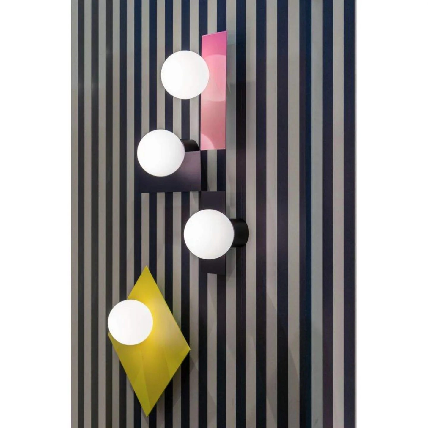Candy Big Rectangle S Wandleuchte, pink - Swedish Ninja - Wohnzimmer - Metall