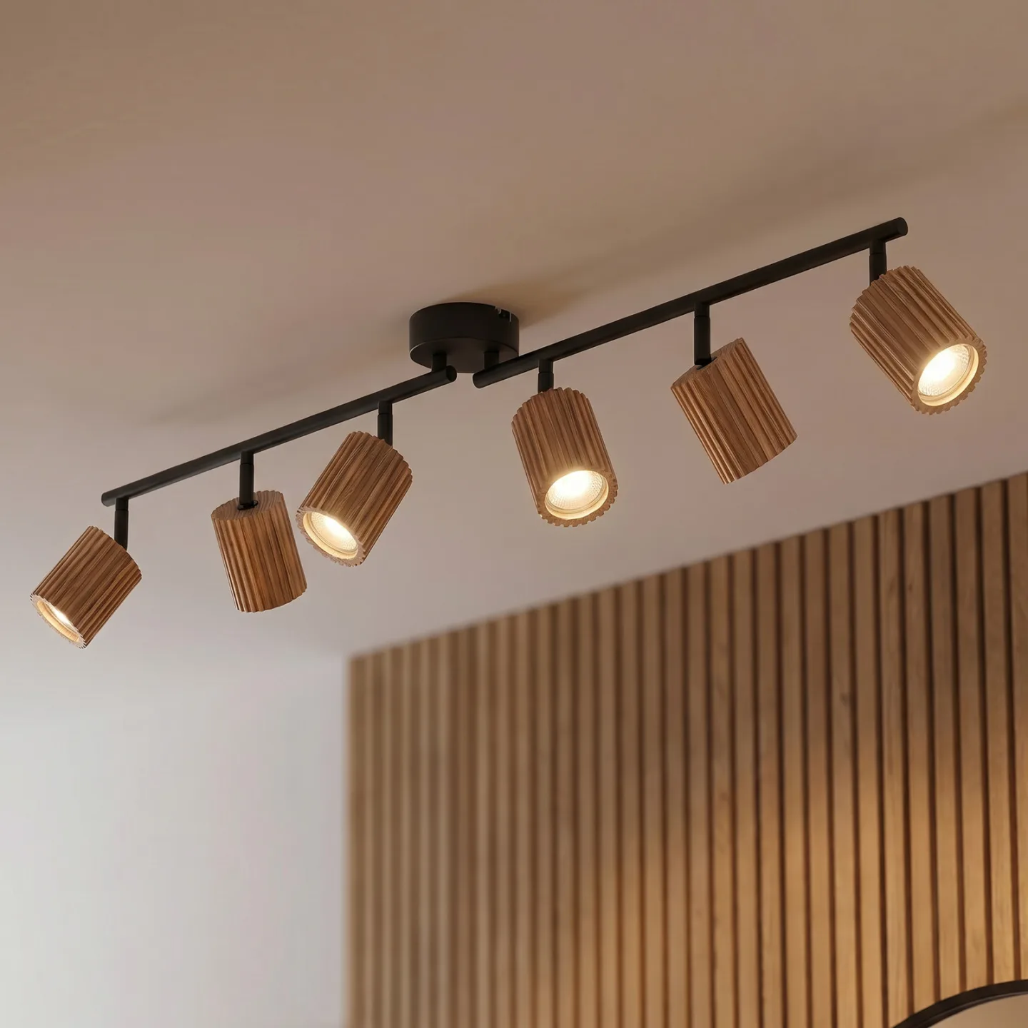 Stralino Deckenstrahler, 6-flg., Länge 102 cm, Holz - Lindby - Flurbereich - Modern - Mehrflammig