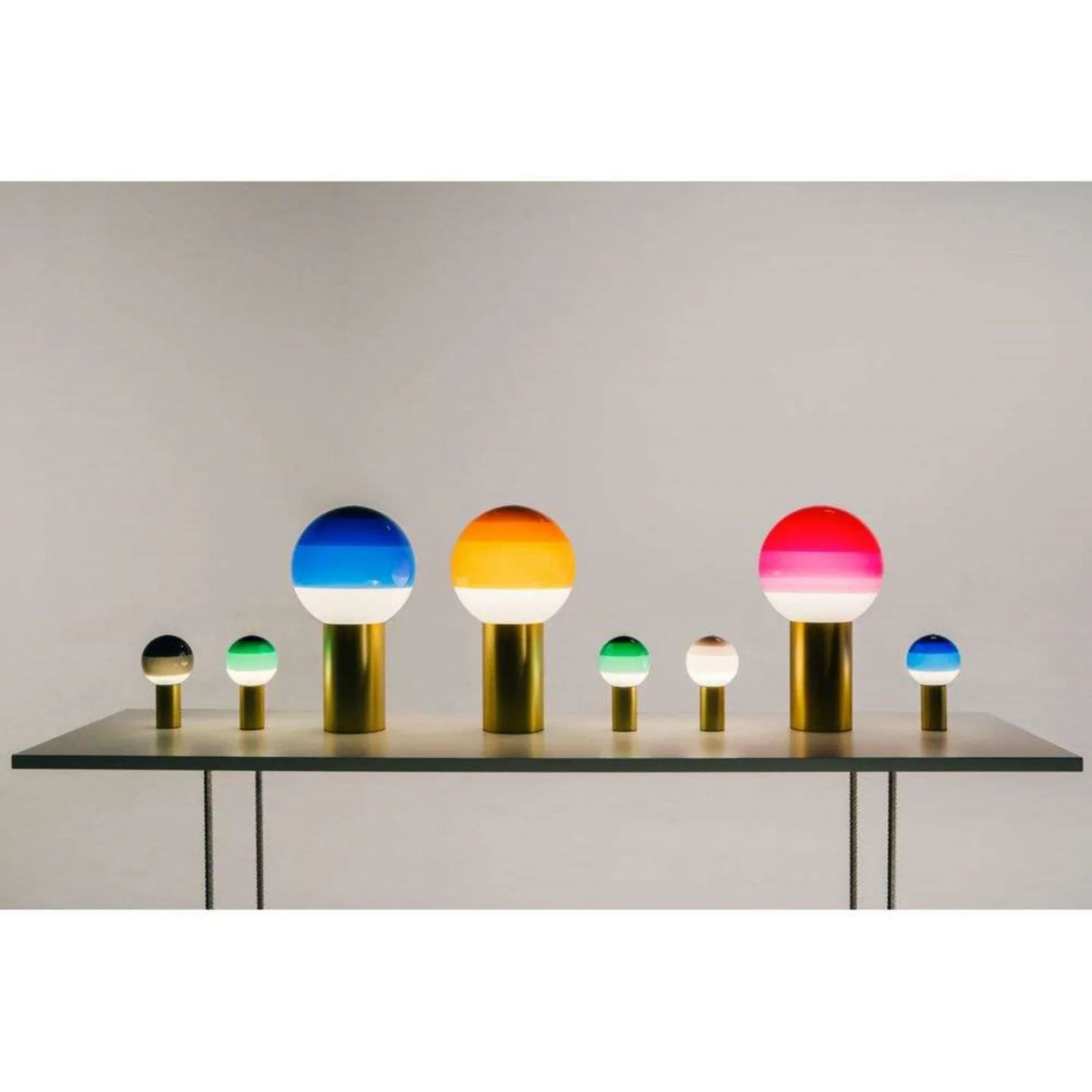 Dipping Light LED-Akku-Tischleuchte, grün/messing - Marset - Wohnzimmer - Design - Glas - Mit Schirm