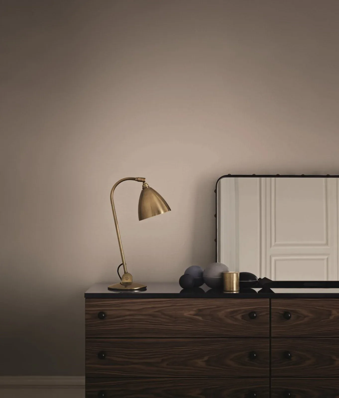 Bestlite BL2 Tischleuchte Ø16 Chrom/Matt Weiß - GUBI - Wohnzimmer - Metall