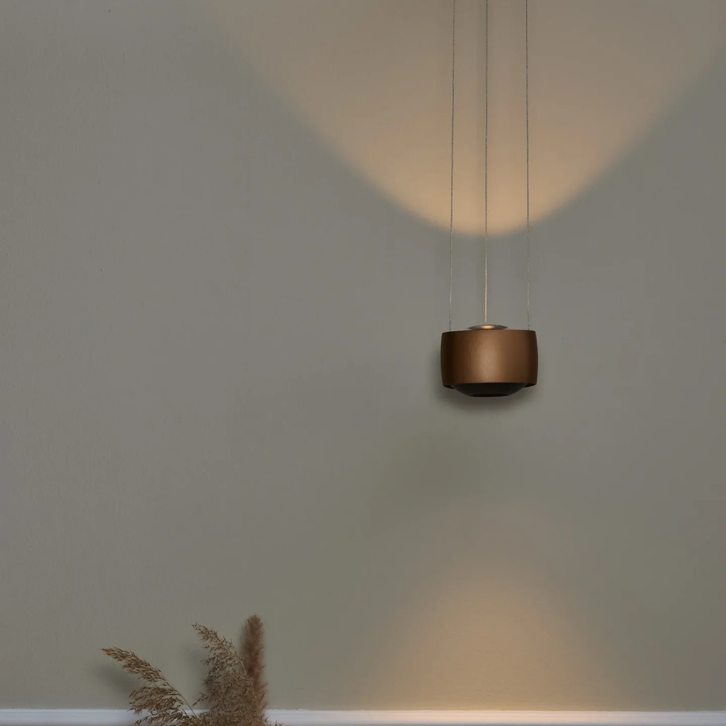 Air LED-Hängelampe, karamellbraun, 13 cm, Alu - LOOM DESIGN - Wohnzimmer - Modern - Aluminium - Mit Schirm